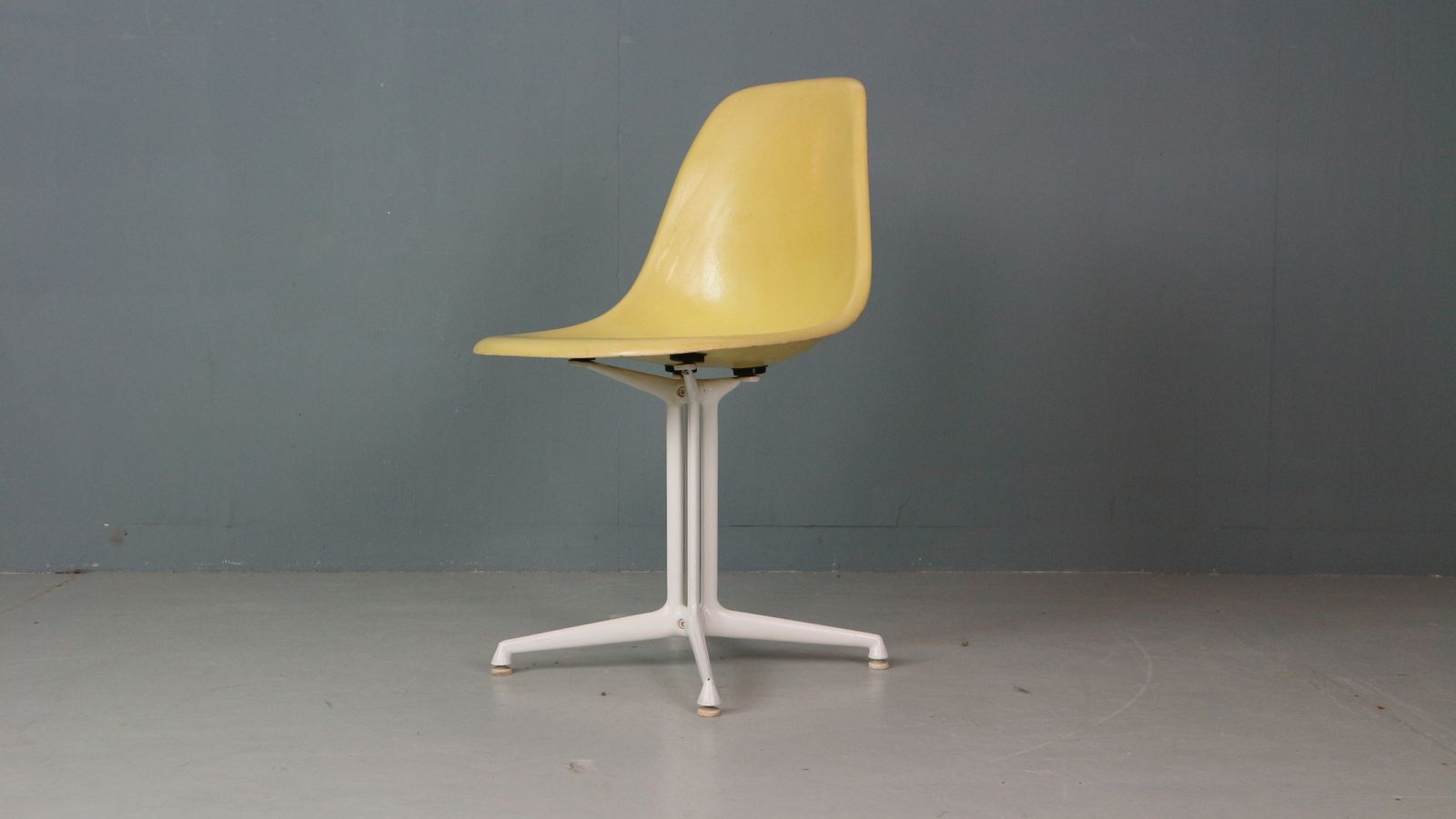 Charles & Ray Eames "La Fonda" Light Yellow Fiberglass Chairs Herman Miller photo for sale