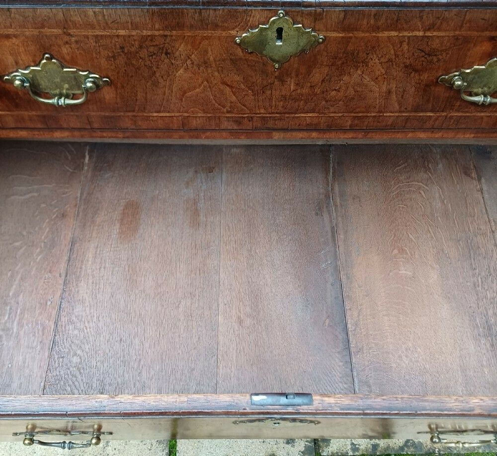 Beautiful Early 18th Century Walnut Chest On Chest photo buy