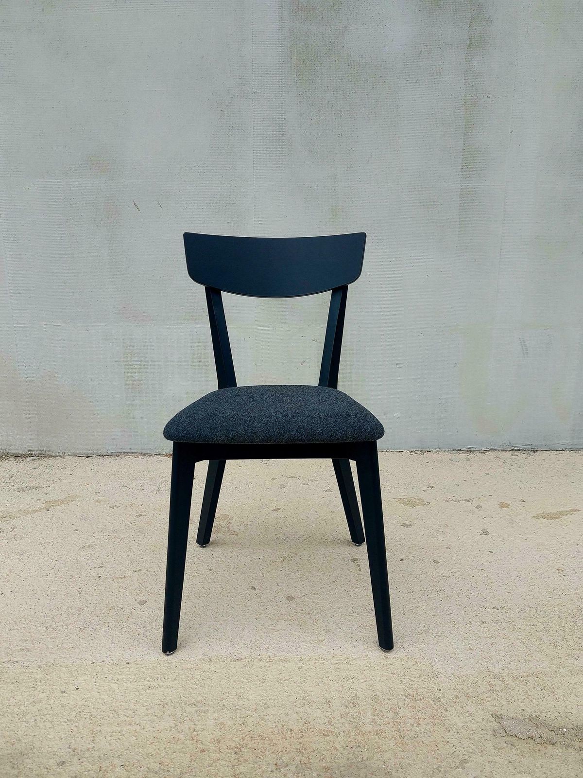 Retro Chair / Retro Dining Chair / Retro Furniture / Retro Ambience / Retro Home / Mid Century Modern / Mcm Chair / Mcm Home /70's photo furniture