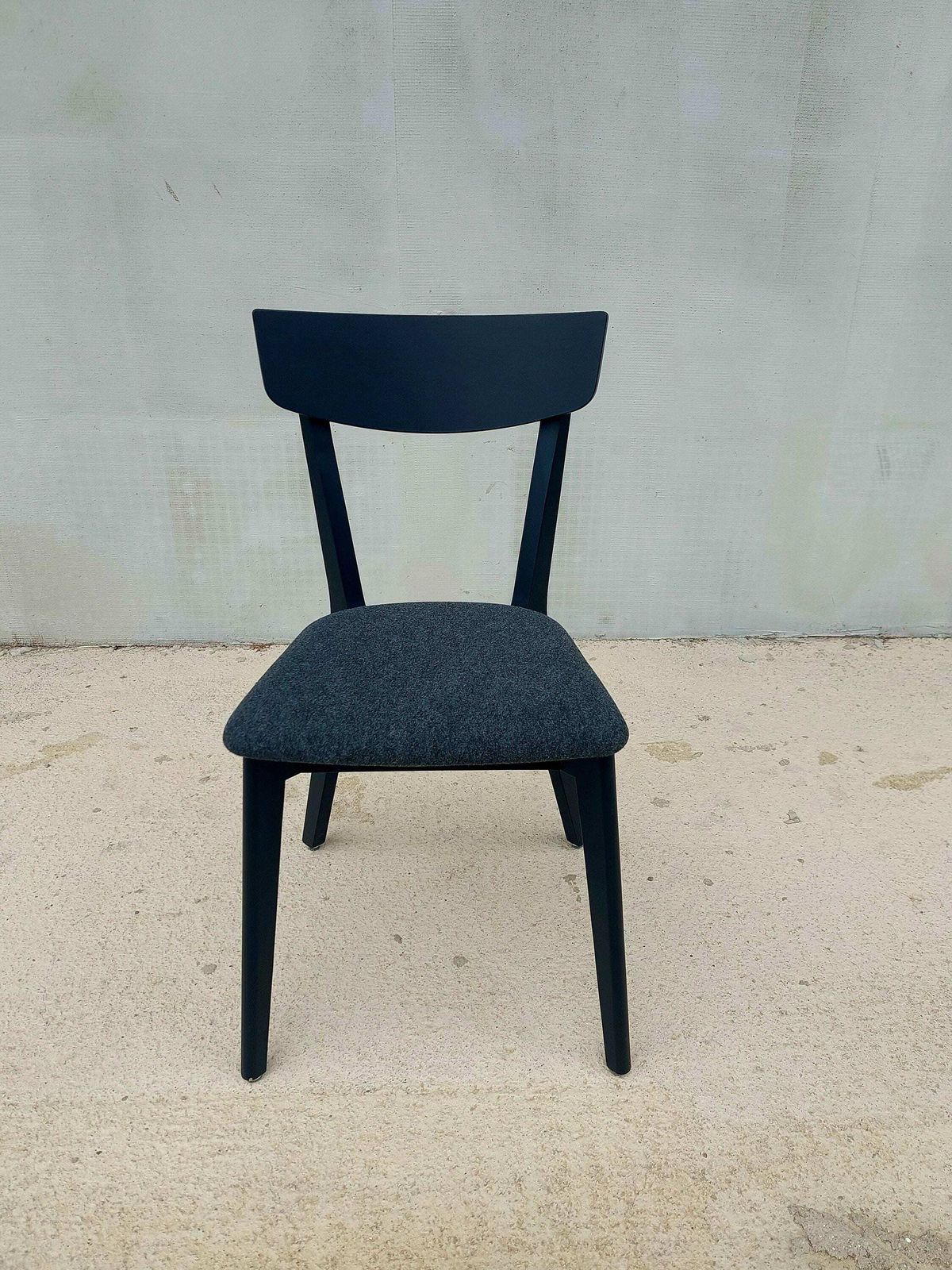 Retro Chair / Retro Dining Chair / Retro Furniture / Retro Ambience / Retro Home / Mid Century Modern / Mcm Chair / Mcm Home /70's photo Furniture