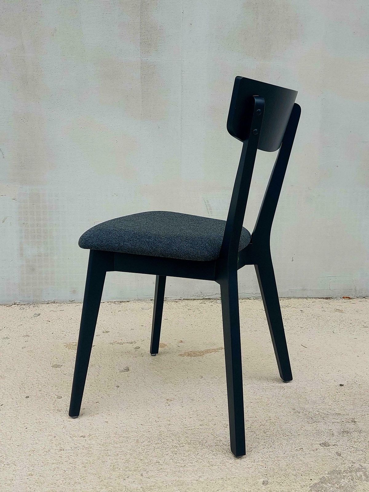 Retro Chair / Retro Dining Chair / Retro Furniture / Retro Ambience / Retro Home / Mid Century Modern / Mcm Chair / Mcm Home /70's photo vinterior
