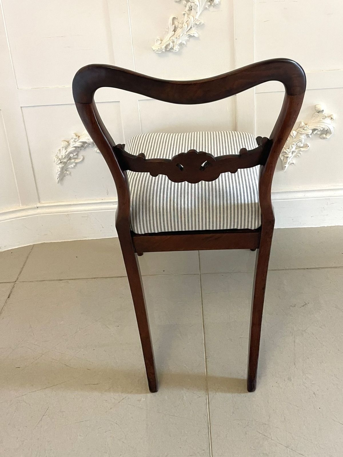 Set Of 4 Antique 19th Century Quality Mahogany Dining Chairs photo Furniture
