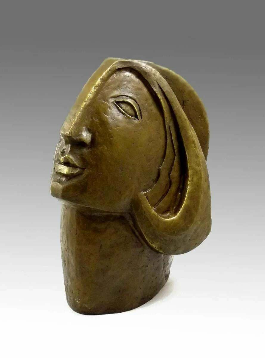Sculpture Of A Woman's Head In Patinated Bronze After Picasso, 21st Century. photo for sale