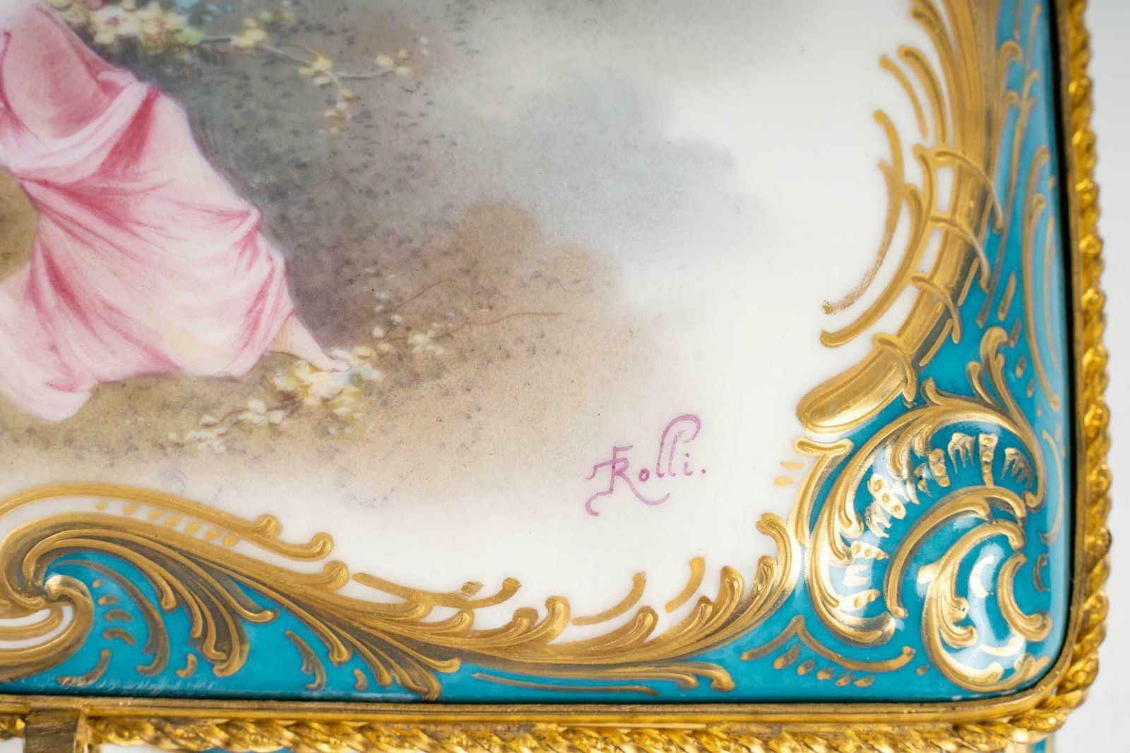 A Sèvres Porcelain Box, Gilt Brass Mounting, 19th Century, Napoleon III Period. photo Home Decor