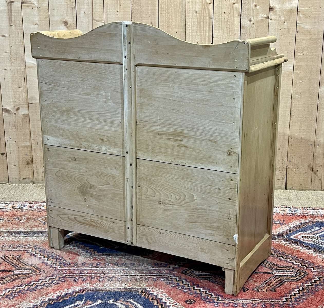 1160.0 19th Century Victorian Chest Of Drawers In Fir photo