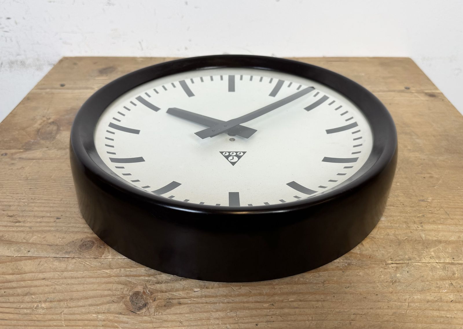 Industrial Brown Bakelite Factory Wall Clock From Pragotron, 1960s photo vinterior