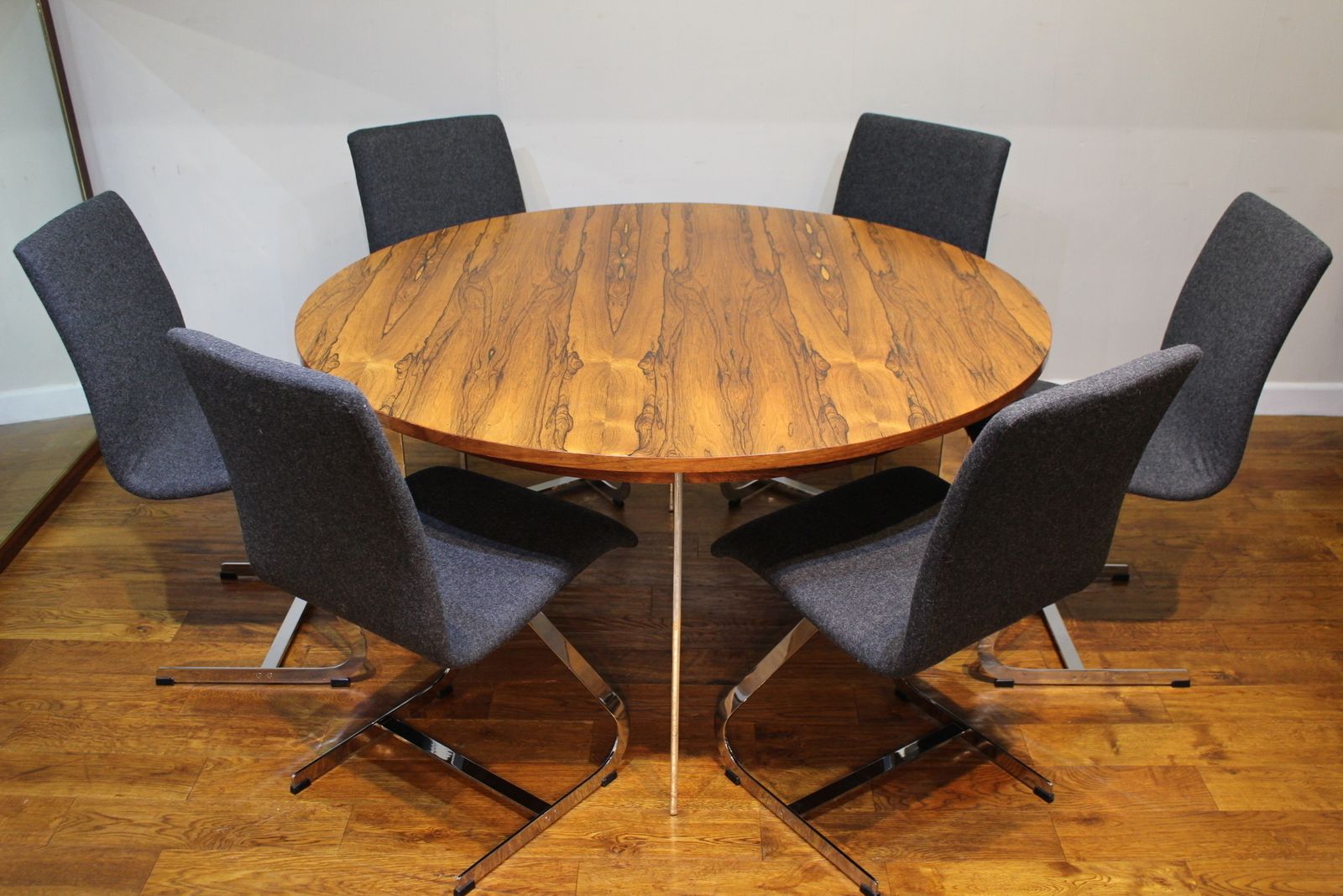 Merrow Associates Table And 6 Chrome Chairs By Richard Young C1970