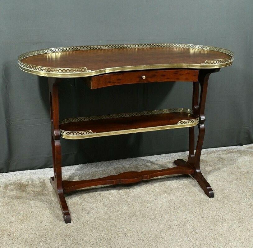 Kidney Table In Speckled Mahogany, Stamped “L'escalier De Cristal” – Late 19th Century photo furniture