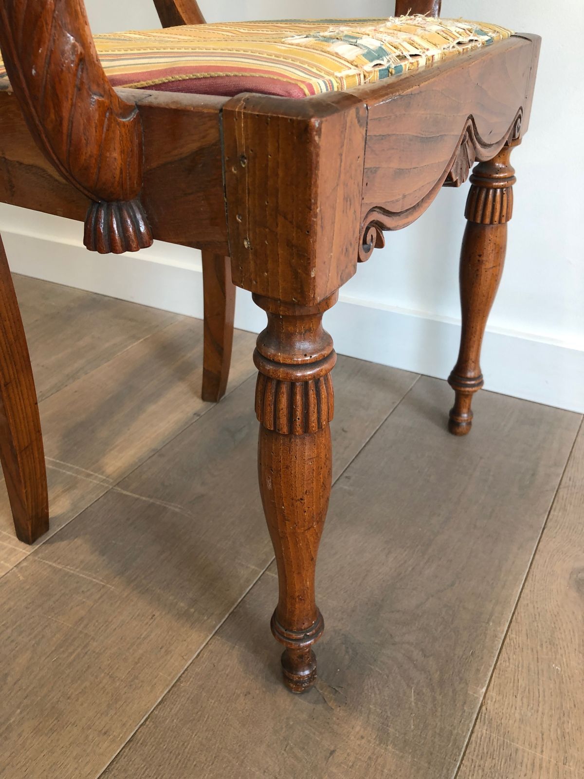 English Regency Mahogany Desk Chair With Swan Neck Decor photo vinterior