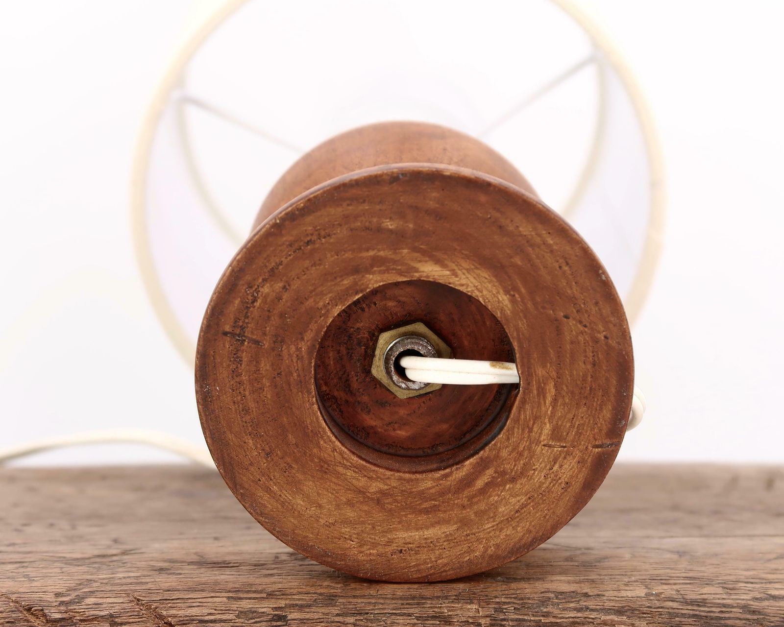 French Wood And Métal Table Lamp With Lampshade, 1970s / Seventies, End Table, Vintage photo Lighting