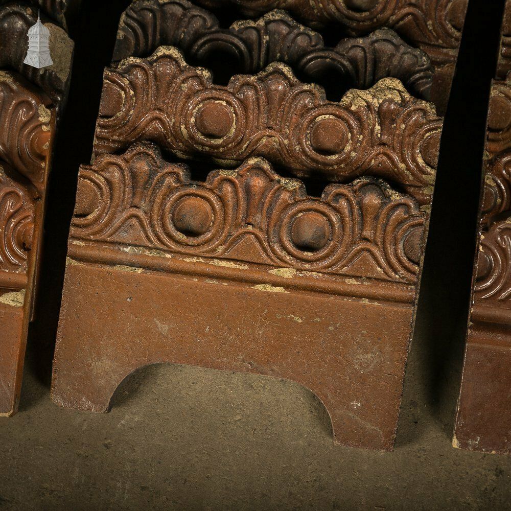 photo furniture Scalloped Garden Edging, Matched Set Of 29 Salt Glazed Path Edging   A Run Of 8.5m