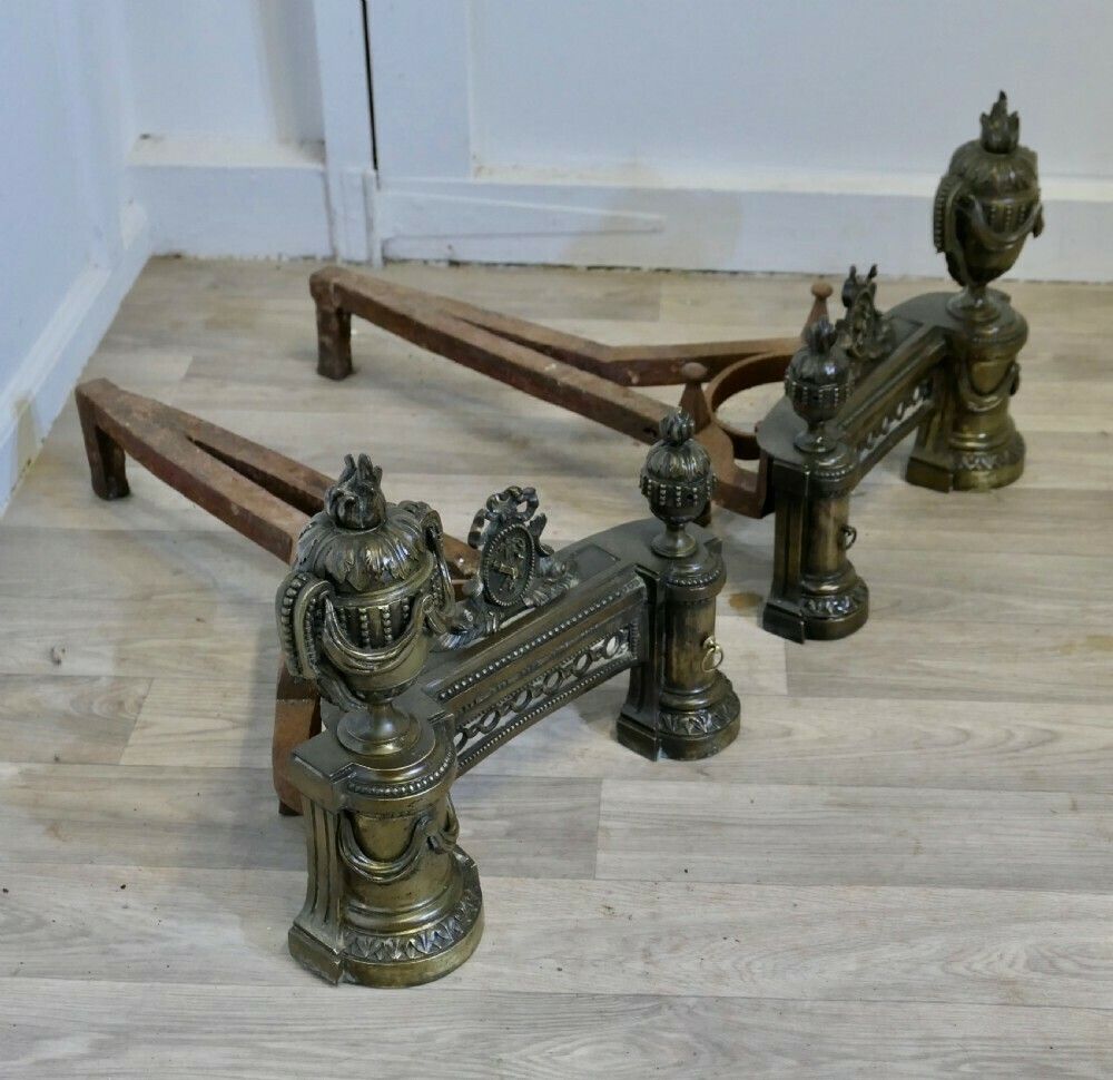 A Pair Of Large French 18th Century Brass Chenets photo vinterior