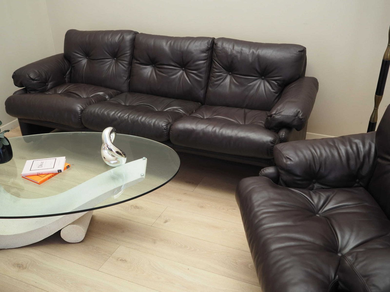 Leather Living Room Set, Italian Design, 1960s, Manufacturer: B&B Italia, Designer: Tobia Scarpa photo vinterior