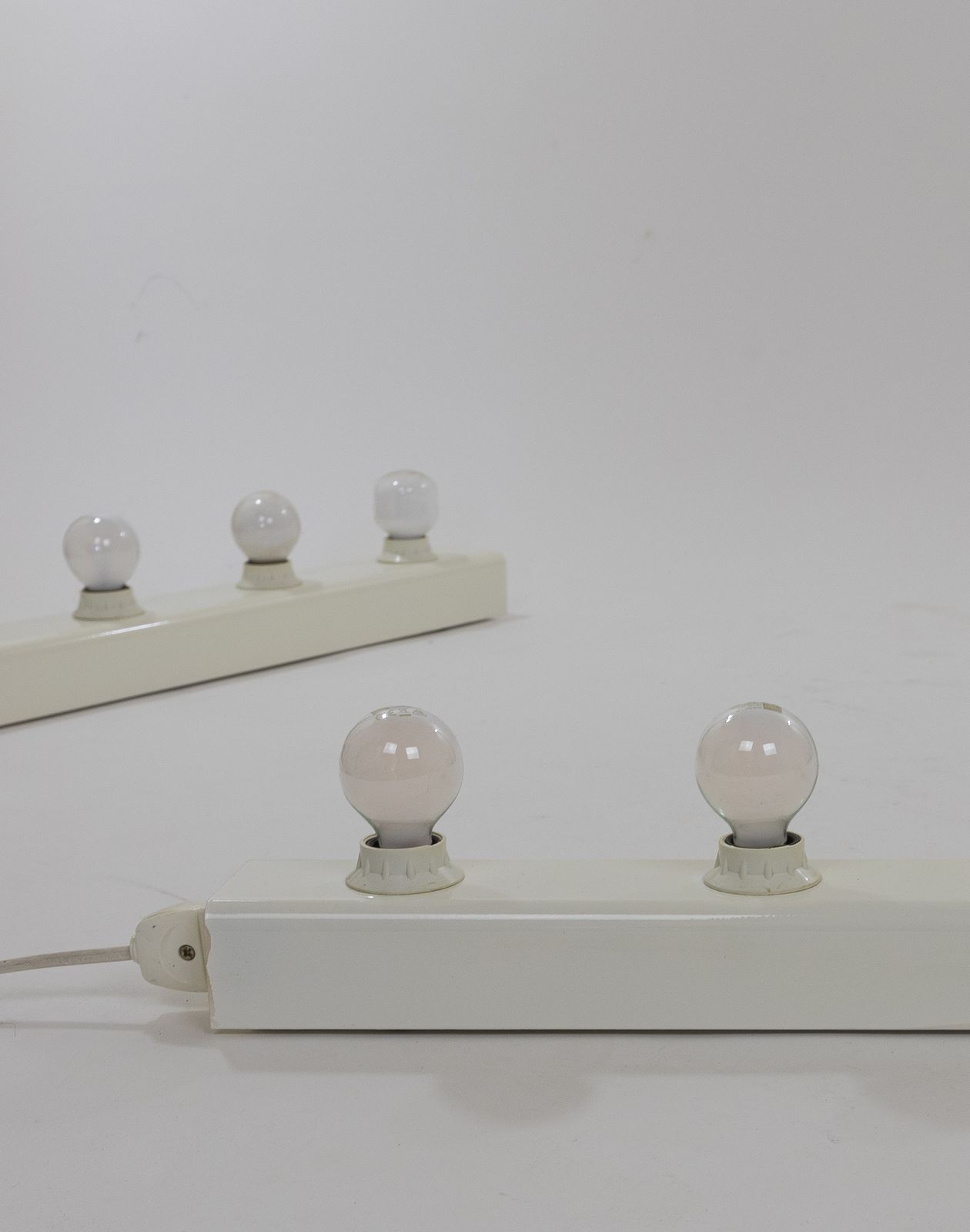 A Pair Of Wall Lamps Model 50 By Gino Sarfatti For Arteluce, 1968 photo 1760.0