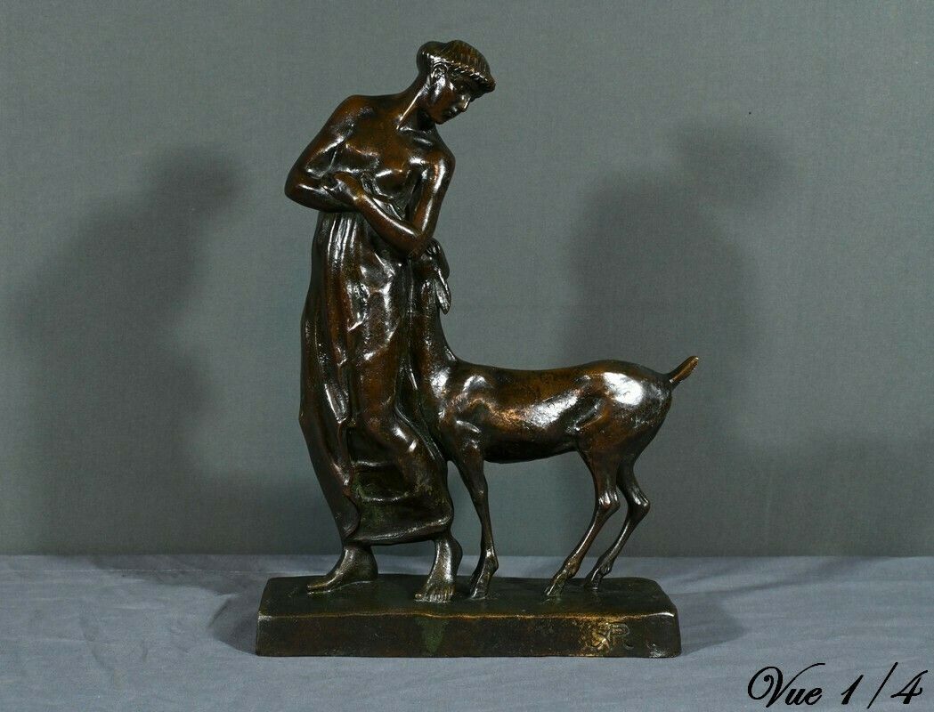 Bronze “The Woman With The Fawn”, Primavera Workshop – 1930 photo Art