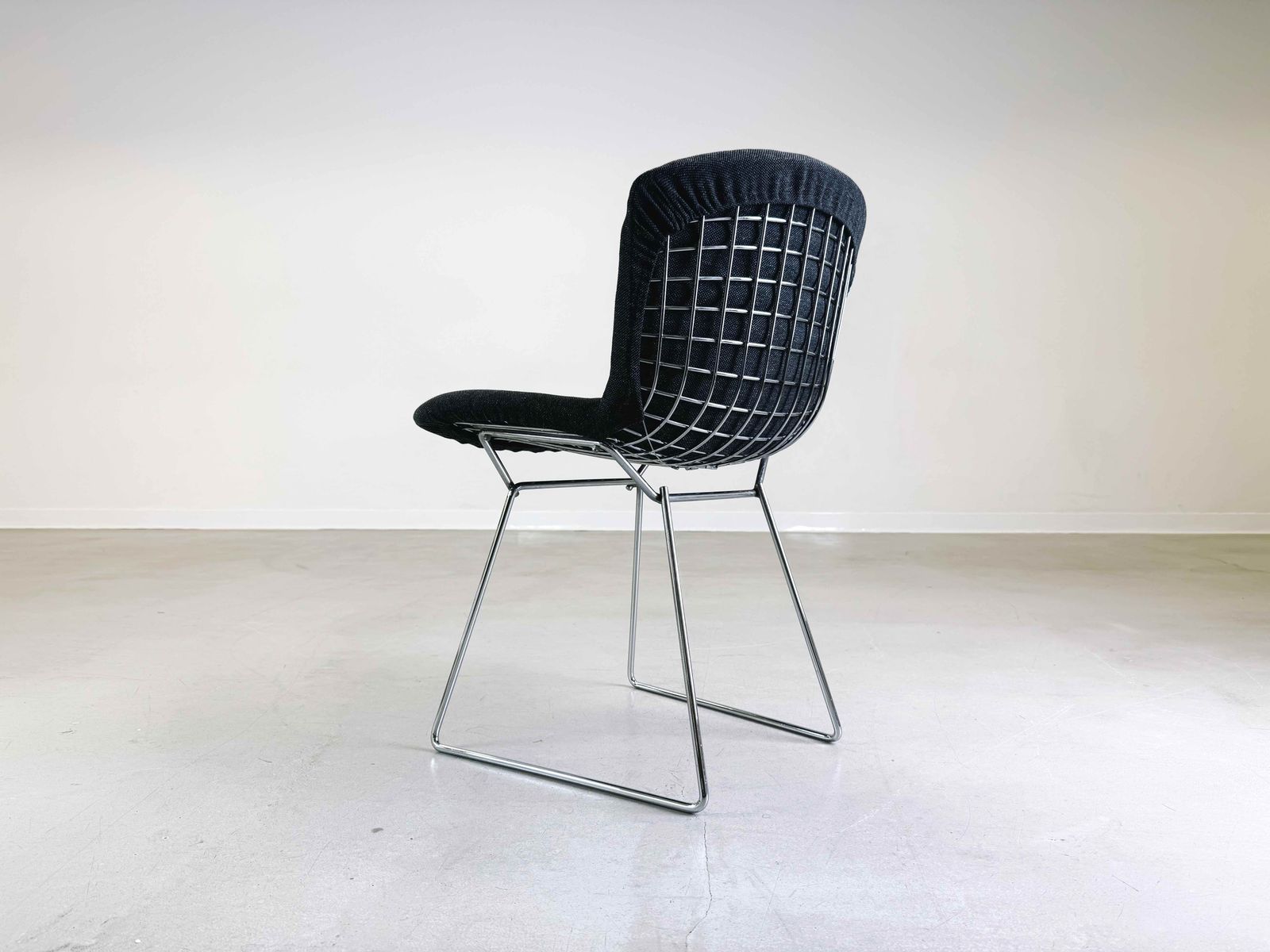 Set Of 4 Chairs Harry Bertoia Knoll Intenational 1980s Upholstered photo 2690.0