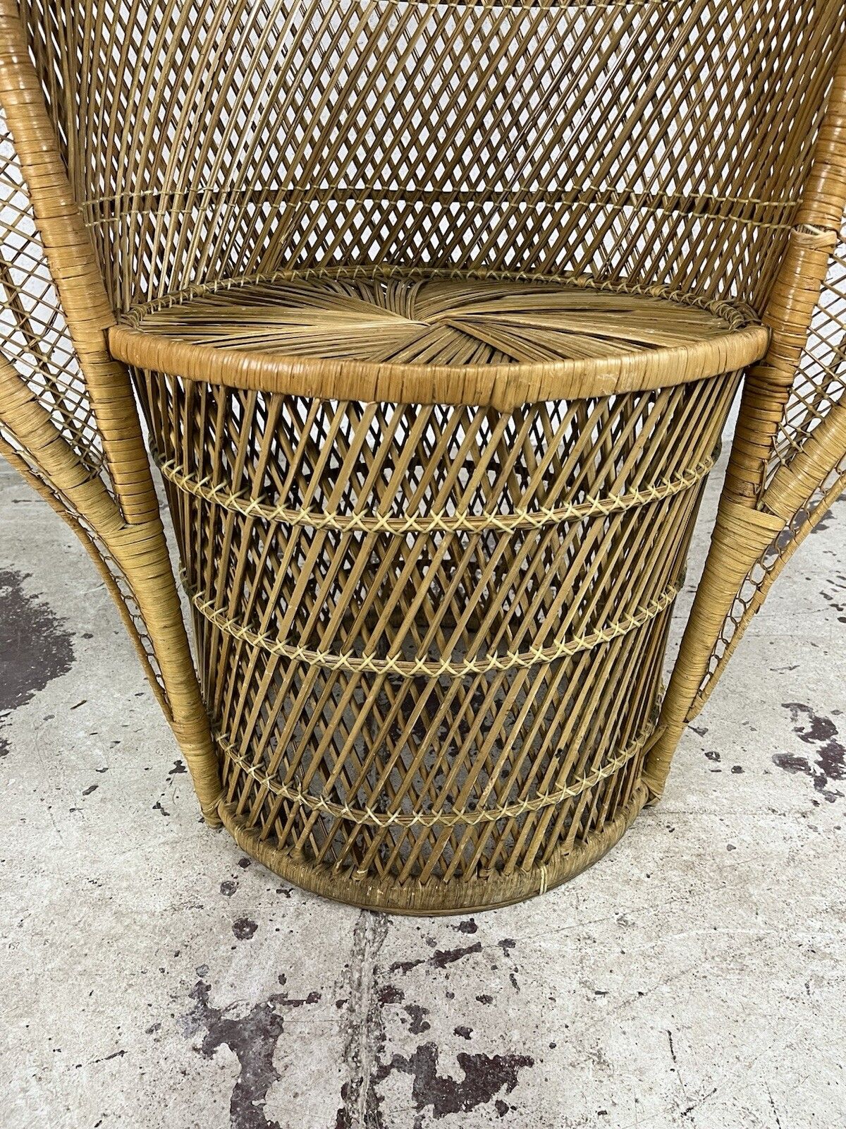 Emanuelle Pavone Wimini Rattan Armchair 1960s Vintage Design photo vinterior