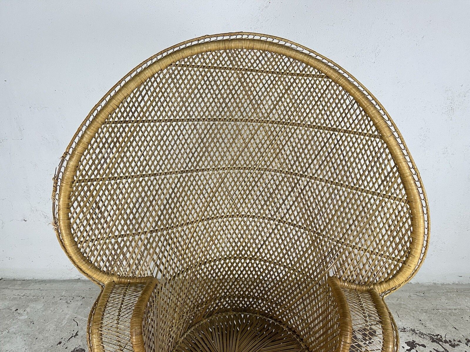 photo furniture Emanuelle Pavone Wimini Rattan Armchair 1960s Vintage Design