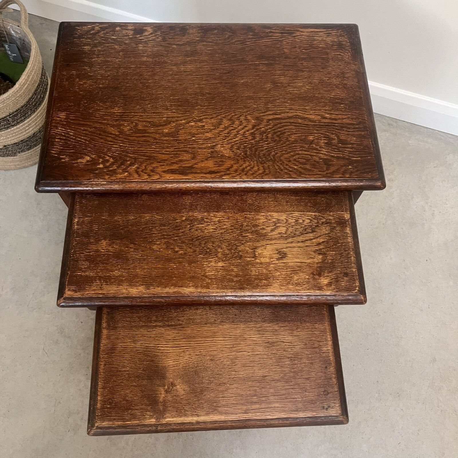 Vintage Old Charm Style Oak Nest Of 3 Tables / Brown Oak C.1960 photo buy