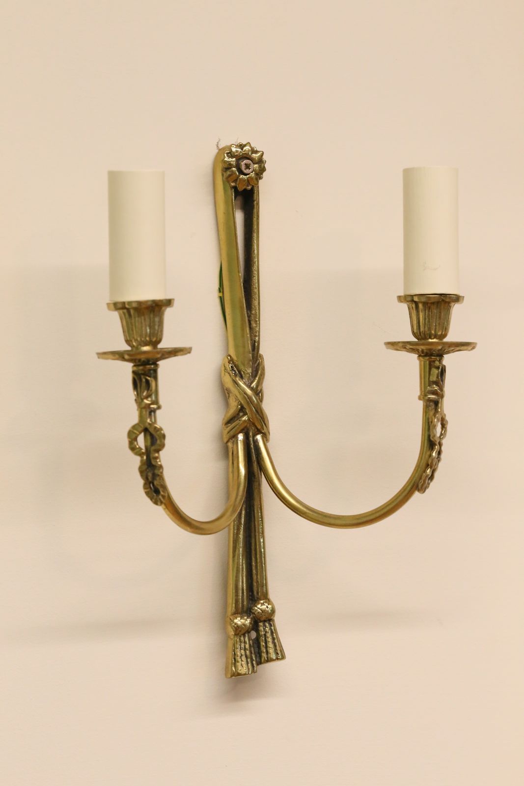 Set Of Three Electrified French Antique Brass Wall Sconces   H30cm photo vintage