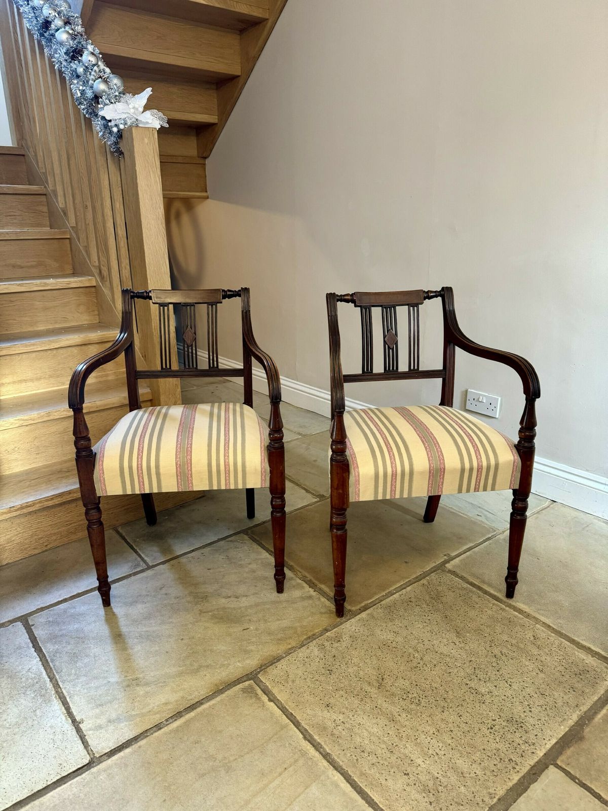 photo furniture Set Of Ten Antique George III Quality Mahogany Inlaid Dining Chairs