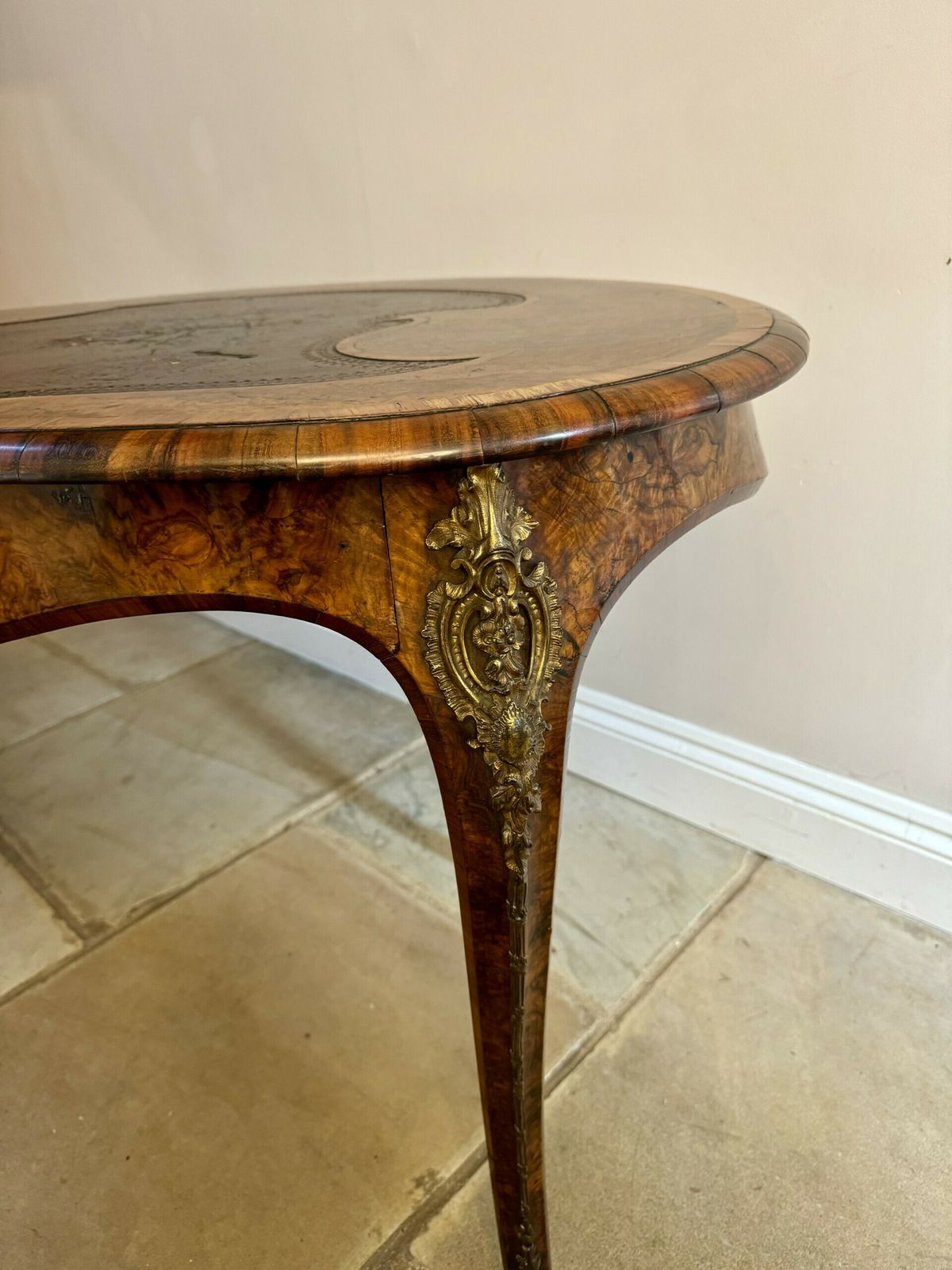 Victorian Freestanding Quality Inlaid Burr Walnut Kidney Writing Table photo buy