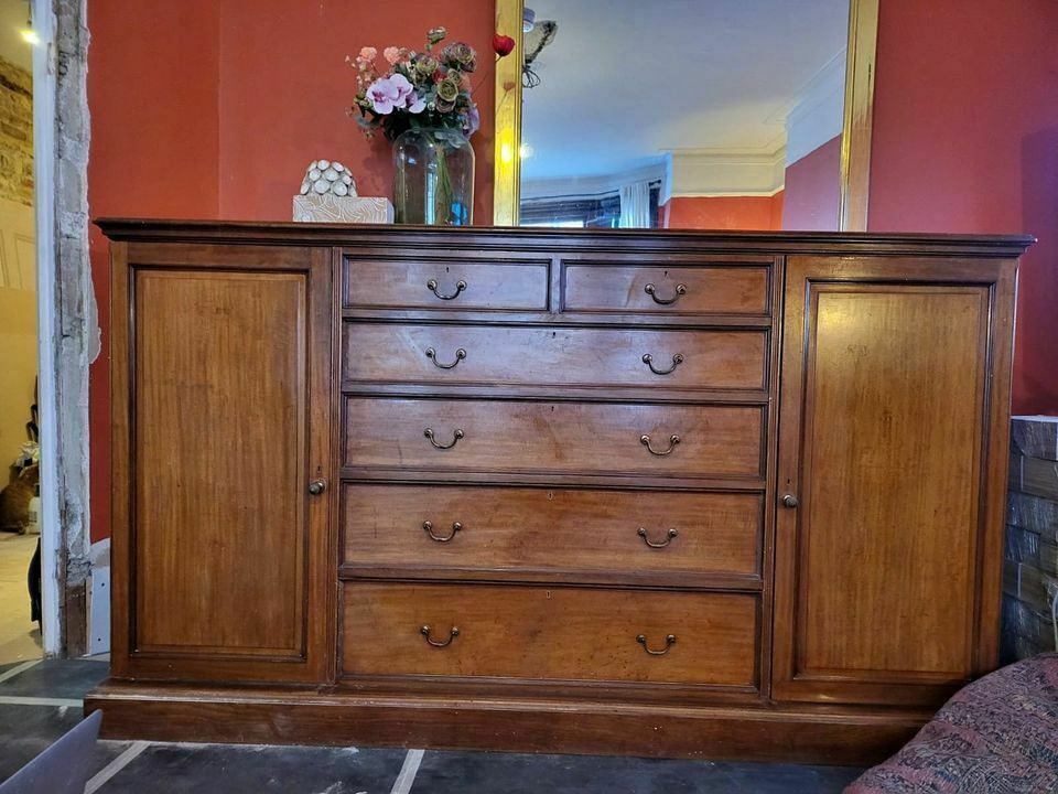 Edwardian Mahogany Triple Wardrobe With Fitted Drawers