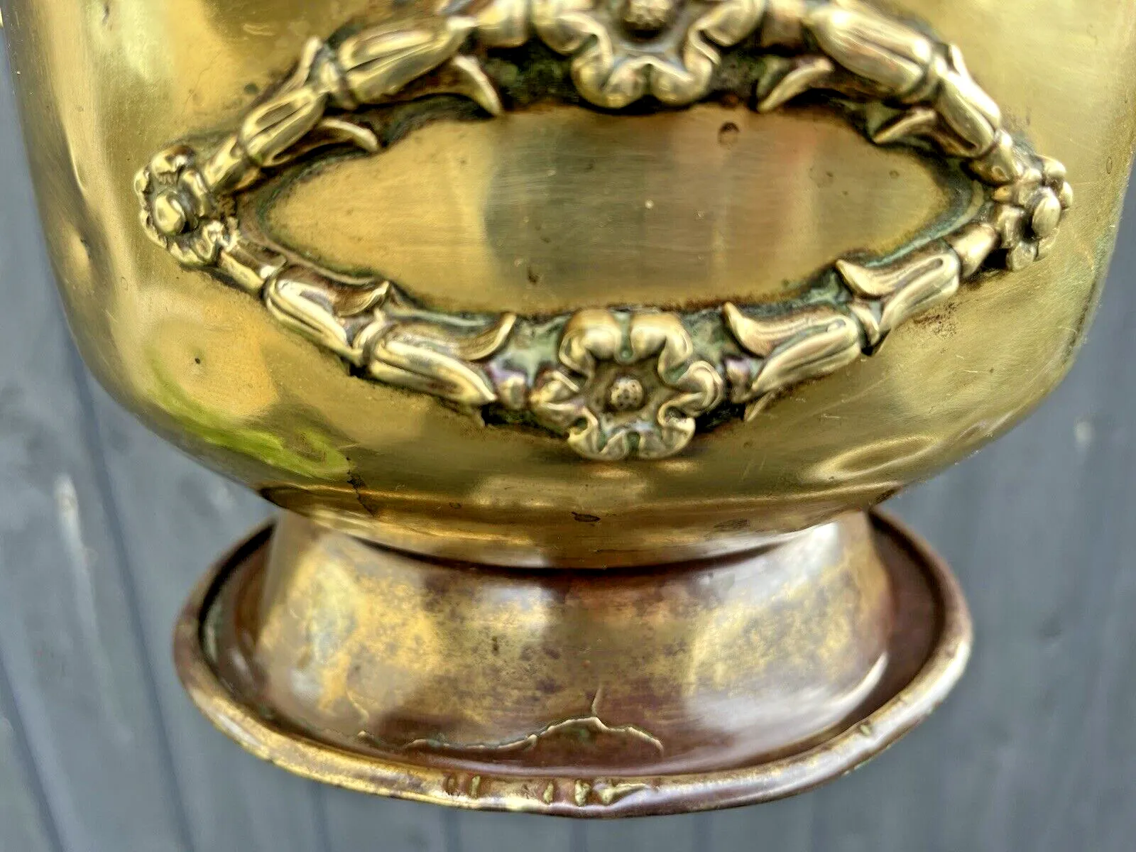 photo buy Antique C1880 Art Nouveau Rococo Regency Brass Champagne Pedestal Ice Bucket Af