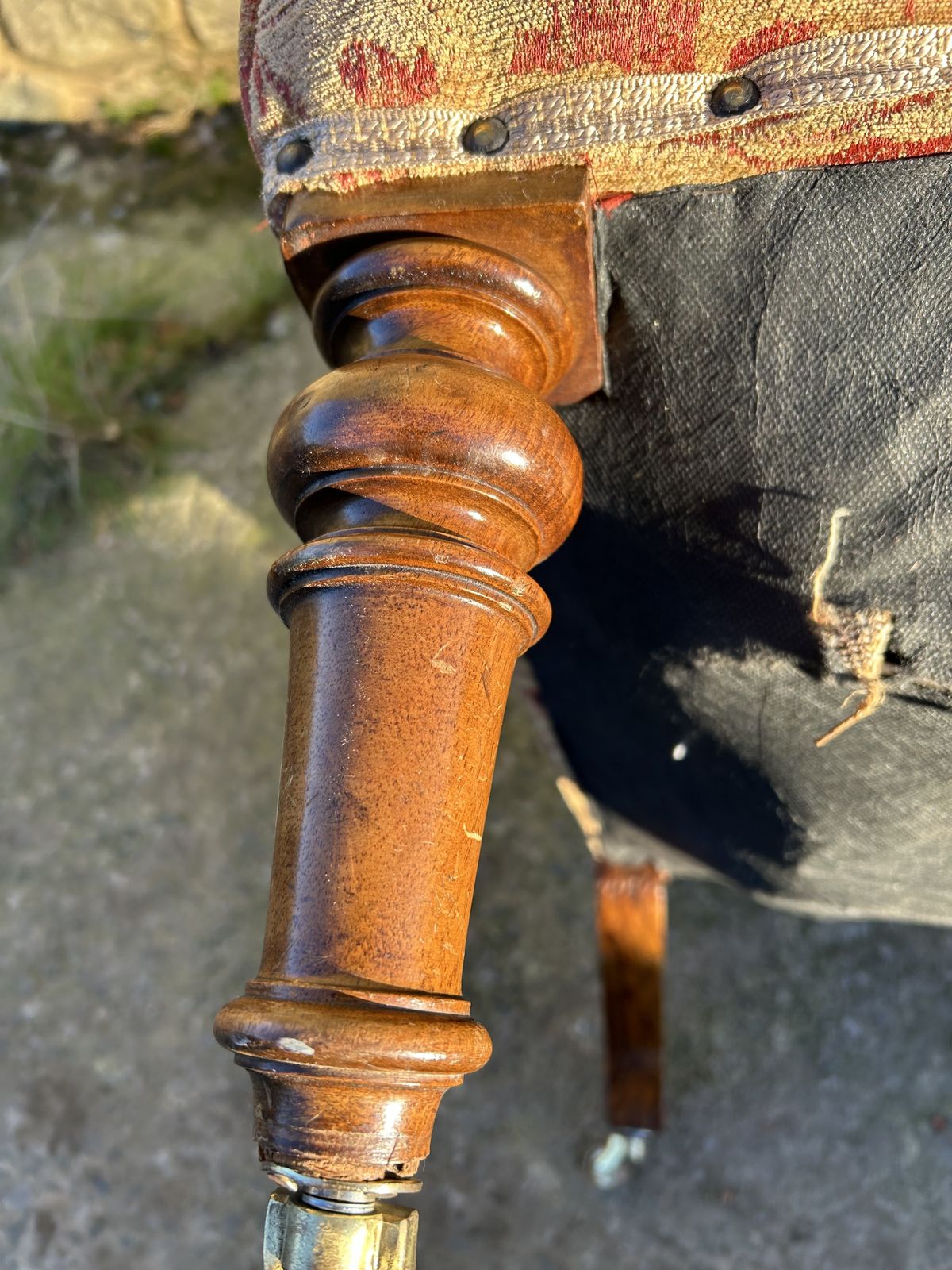 Reupholster Project Of A Victorian Edinburgh John Taylor And Son, Nursing Chair With Walnut Legs photo vintage