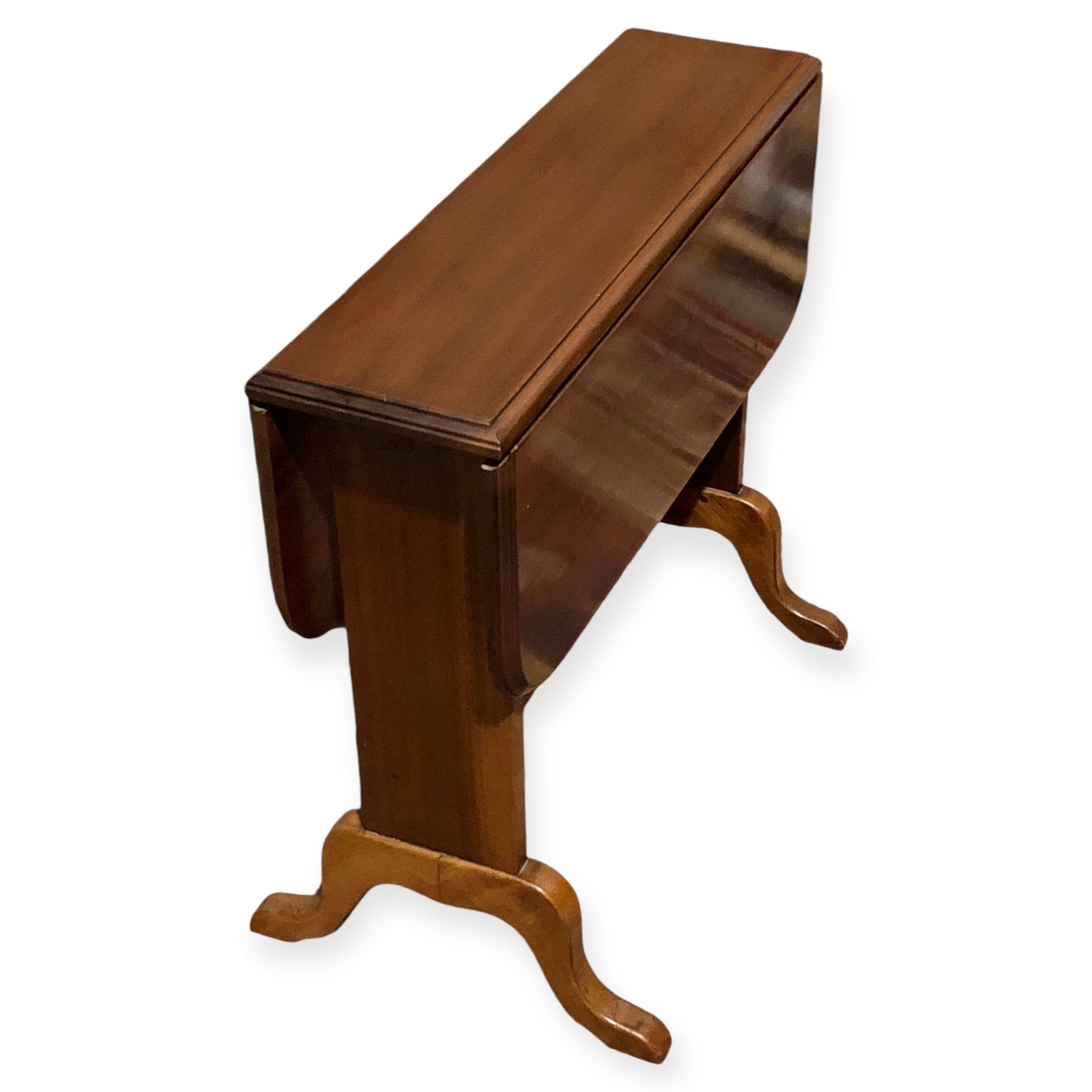 Handsome Vintage Mahogany Coffee / Occasional Table