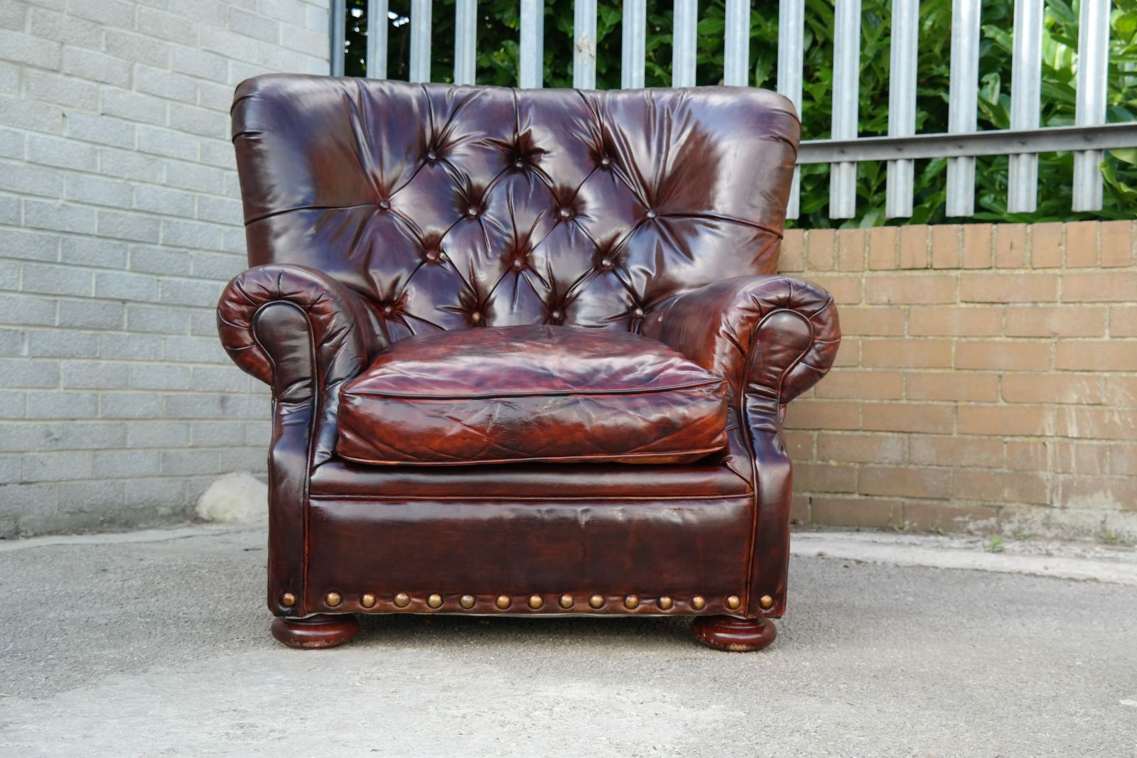 photo furniture Restoration Hardware Writers Henredon Leather Armchair Footstool Antique Brown
