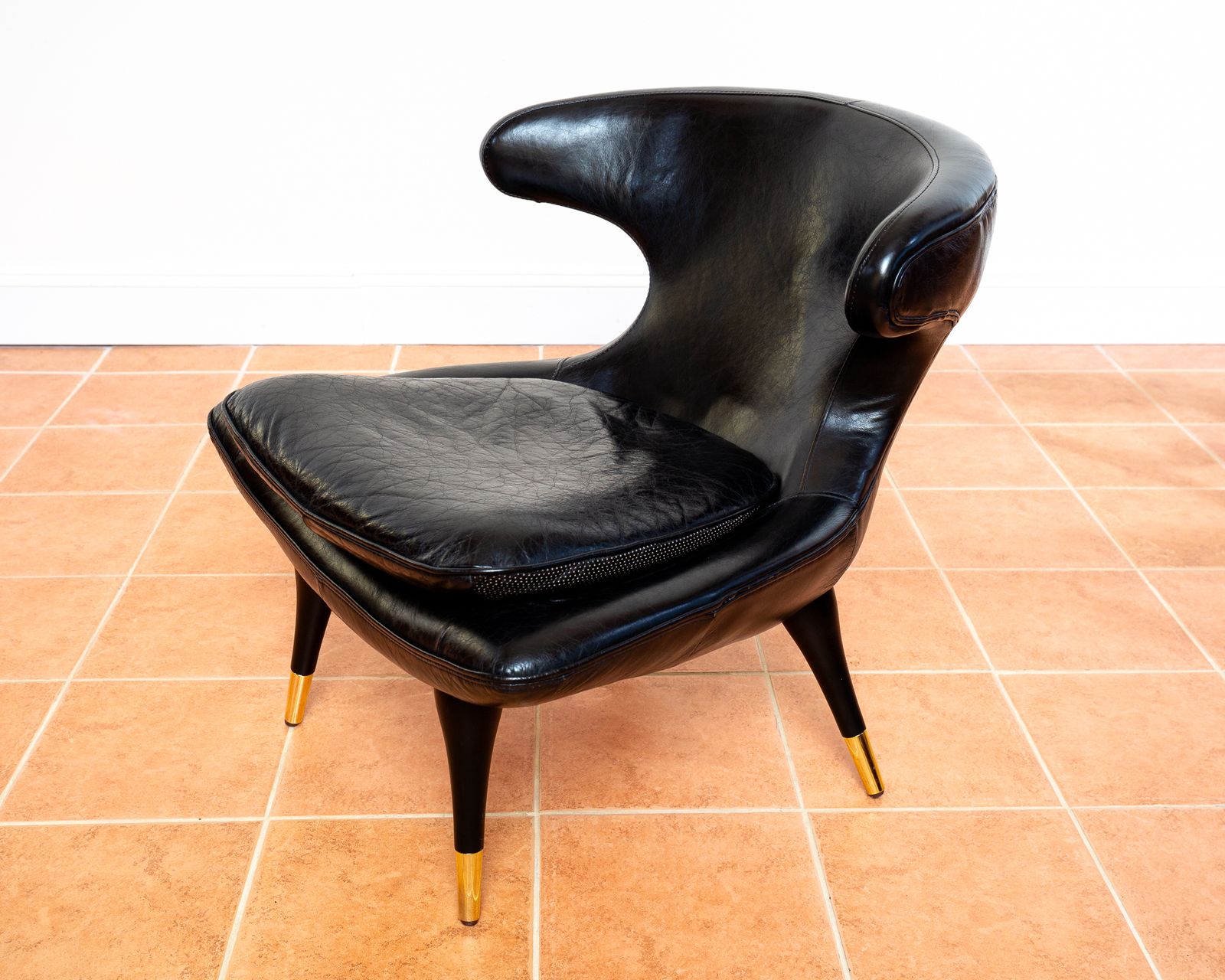photo vinterior Italian Black Leather Statement Lounge Chair Mid Century Modernist Space Age Karpen Style Horn Chair Mcm Gold Brass