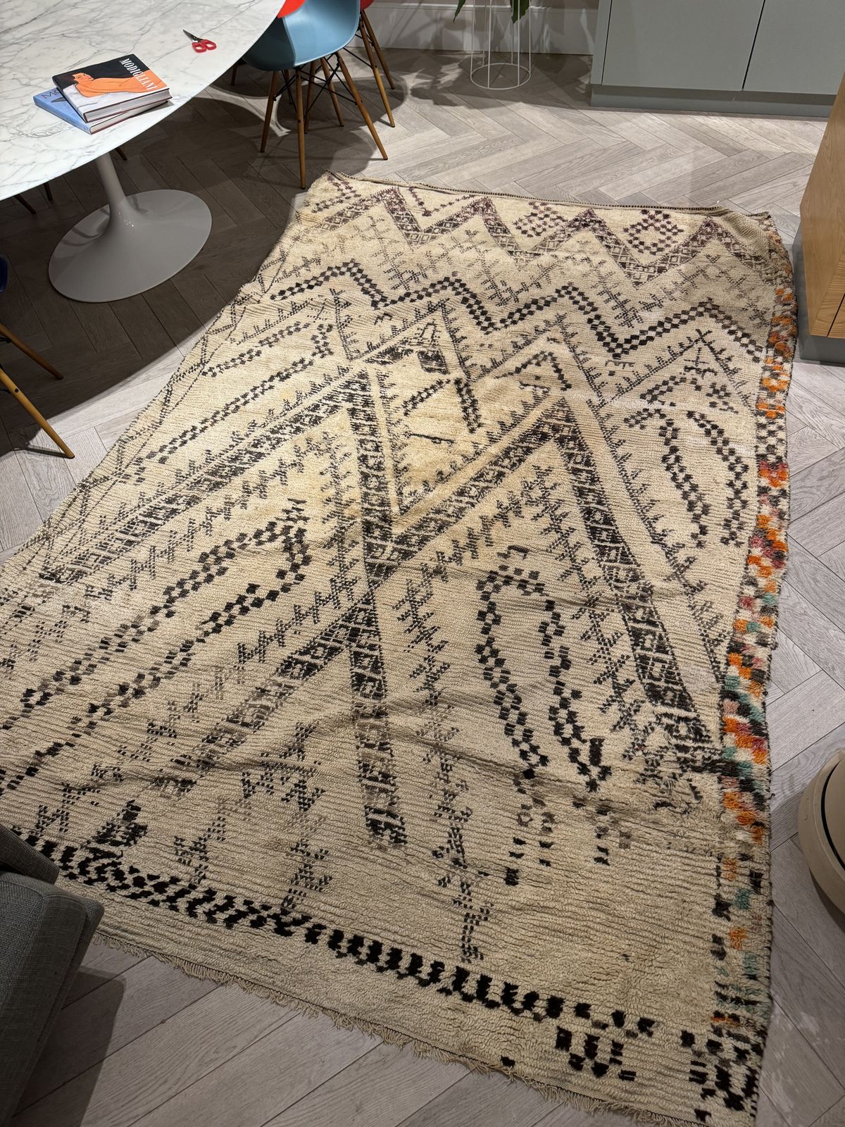 1960s Beni Ourain Rug (Mid Atlas Mountains, Berber)
