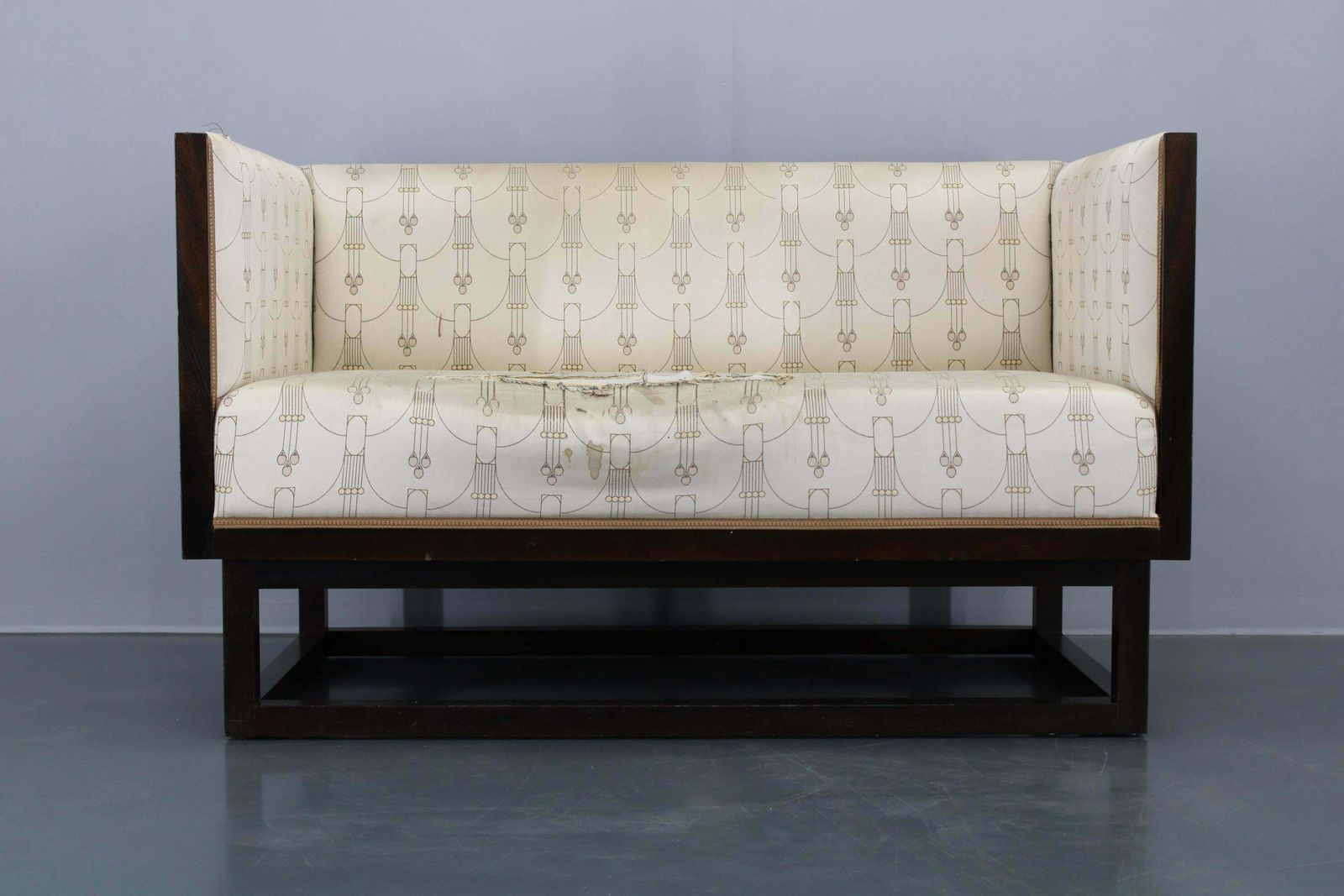 Josef Hoffmann "Cabinet" Sofa By Wittmann, Austria photo furniture