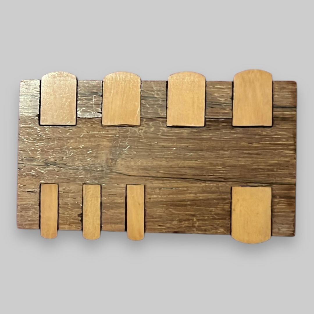 Antique Treen Short Whist Game Marker