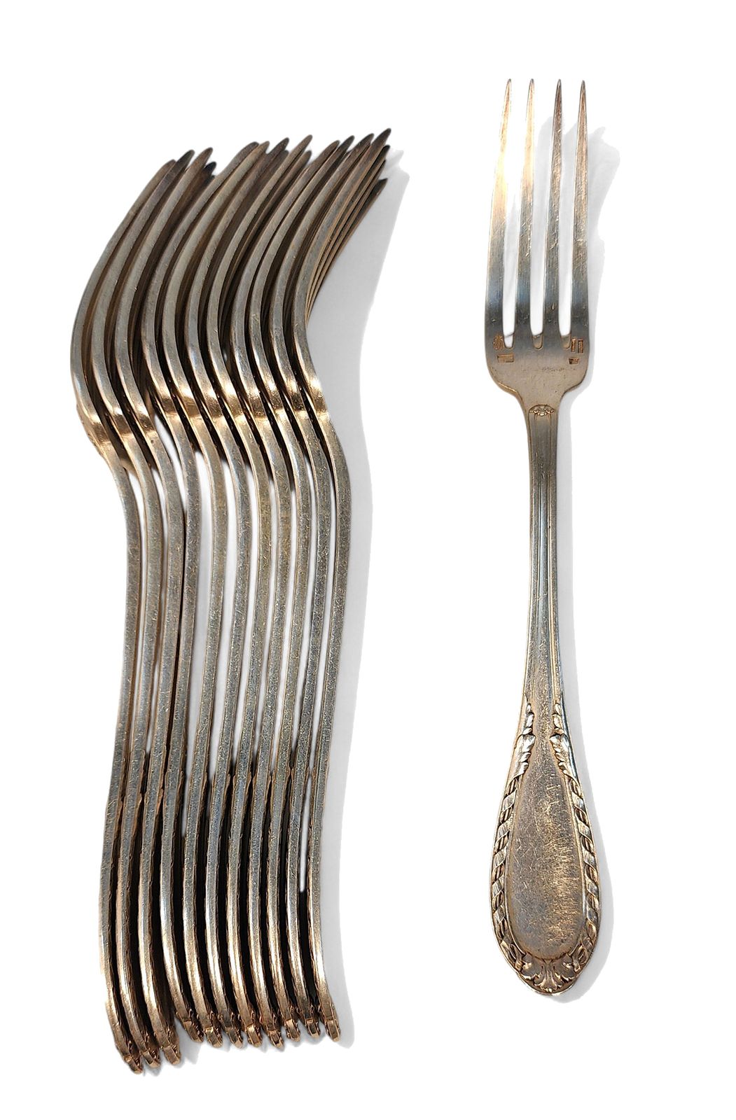 Early 20th Century Art Nouveau 12 Service Stainless Metal Flatware 176 Pieces Set Made In France Imported To Argentina By Walser, Wald Y Cia. photo furniture