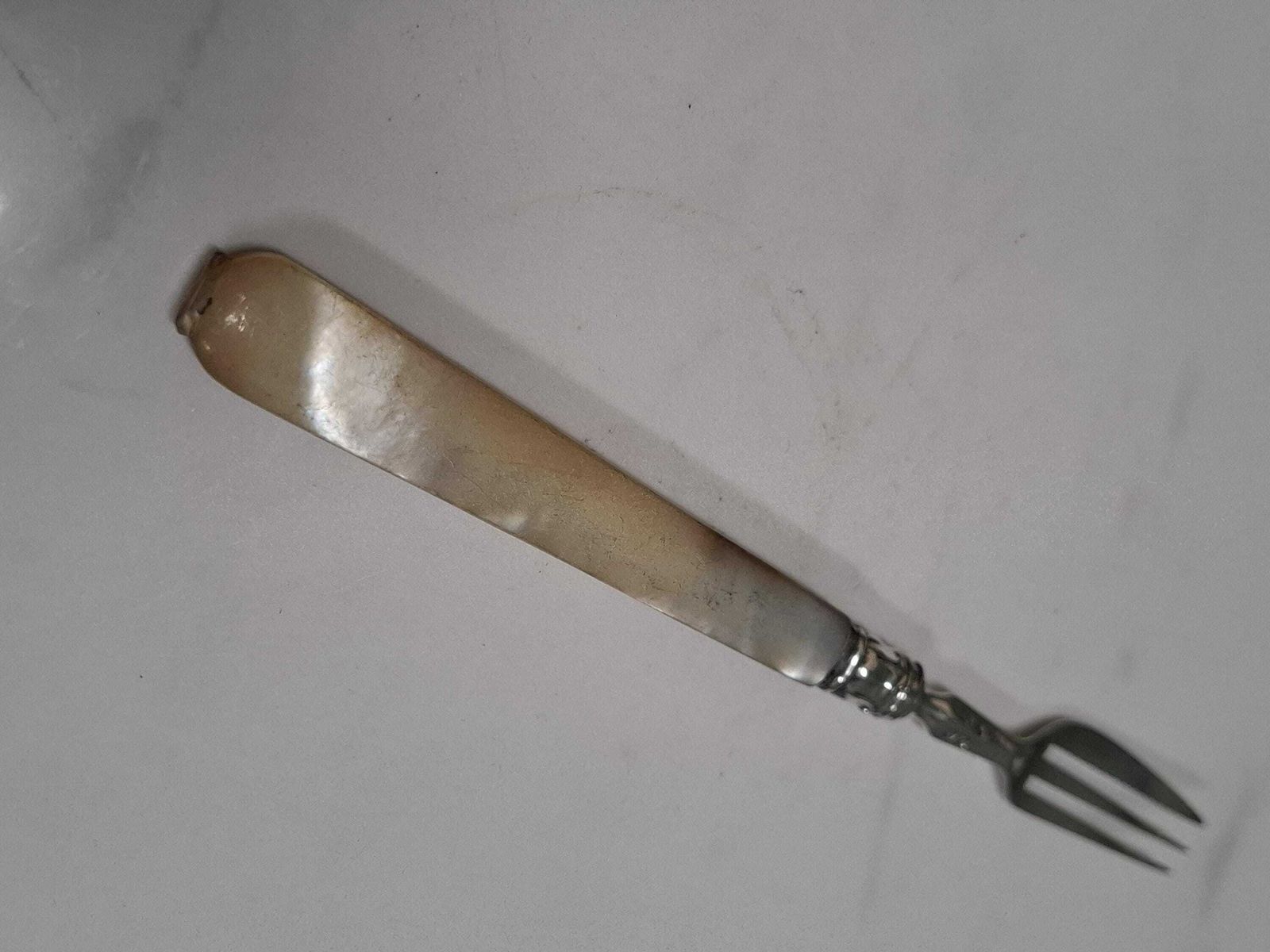 Antique Birmingham Silver 1851mother Of Pearl Handle Cake Fork photo furniture