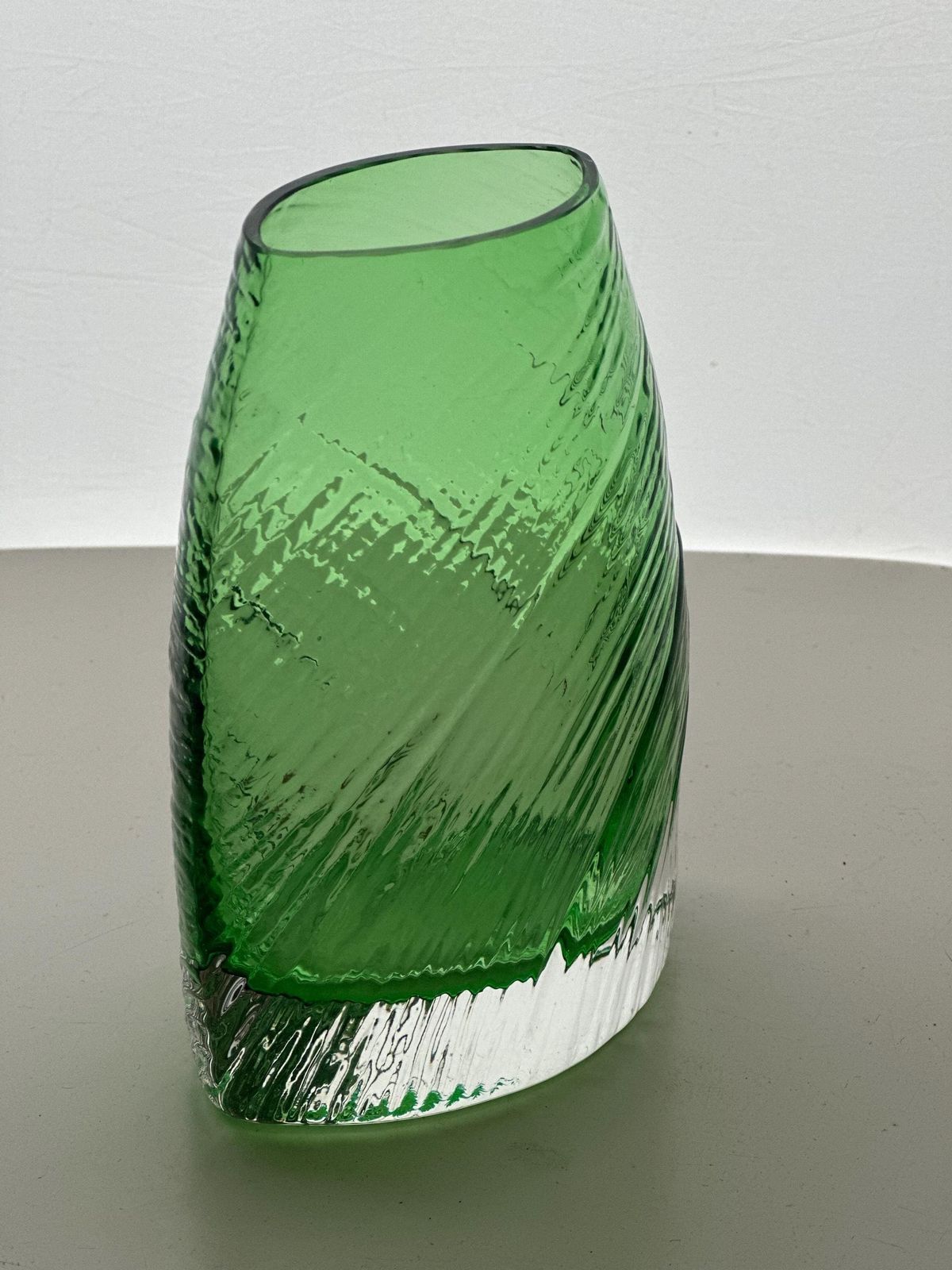 Nuutajarvi Finland Vase 1970s, Modernist photo Home Decor