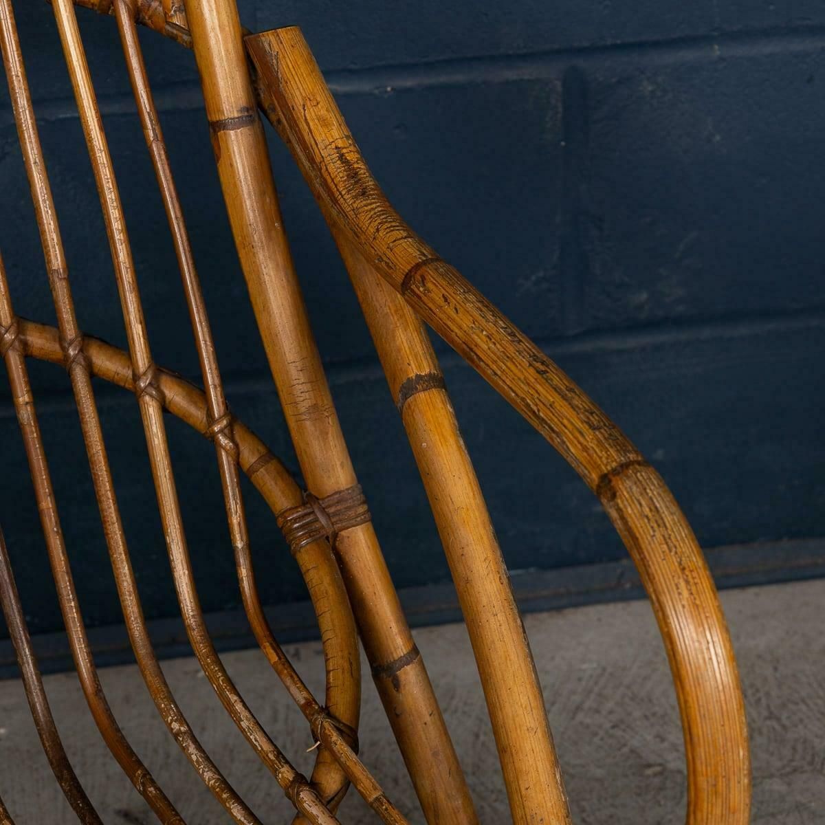 photo vinterior 20th Century Italian Pair Of Wicker Armchairs By Tito Agnoli C.1960