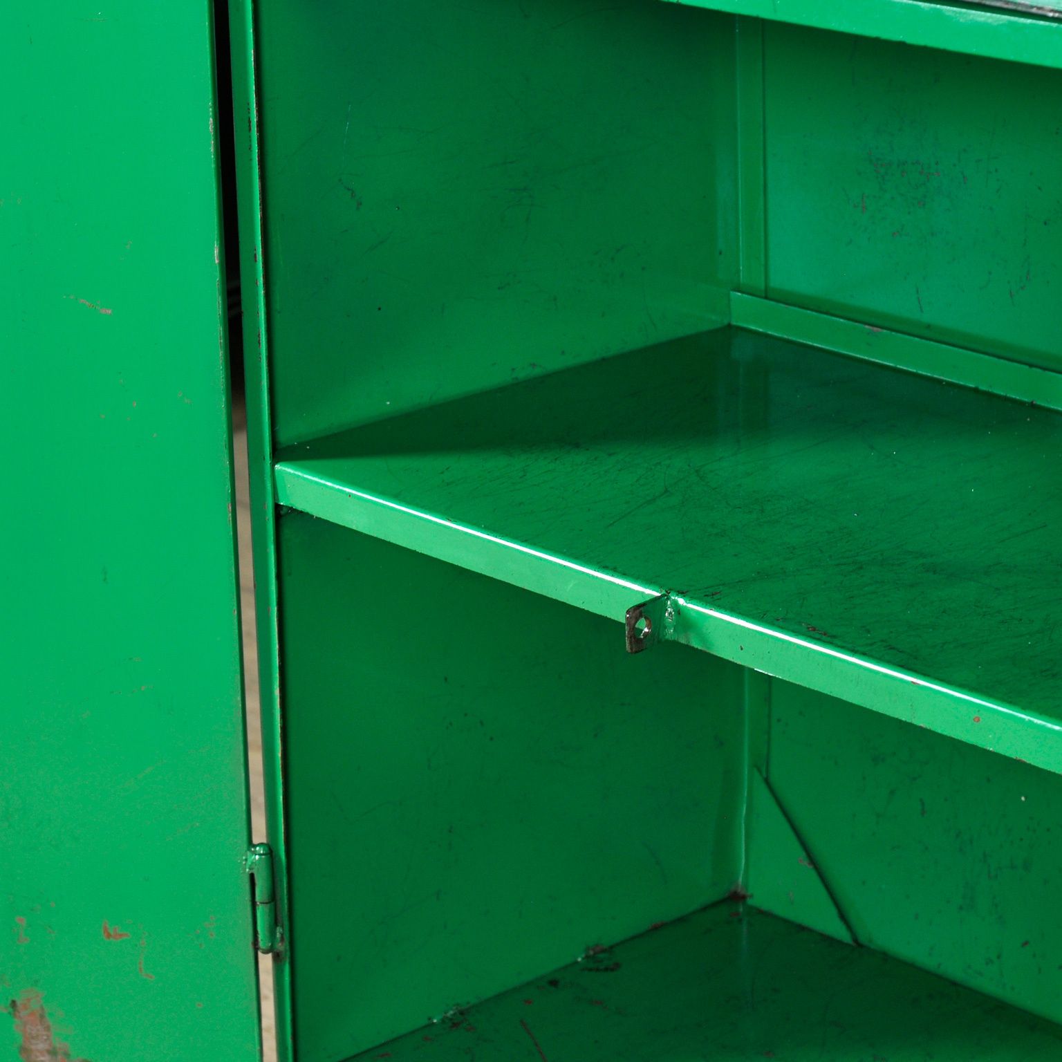 photo vinterior Industrial Iron Cabinet, 1960s