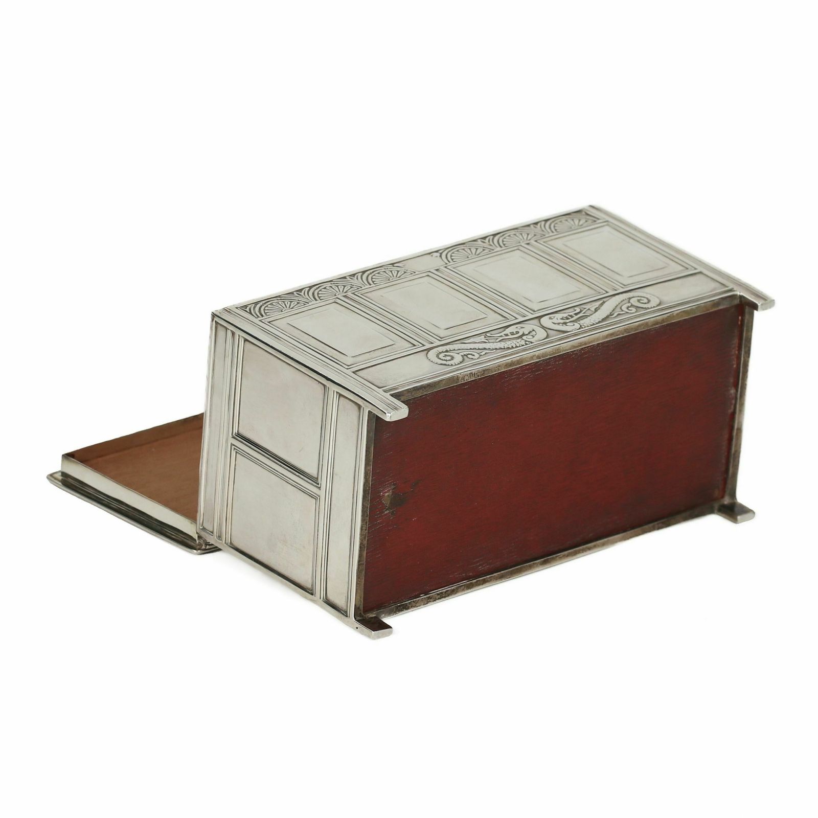 Silver Cigar Box. Elkington & Co Ltd, England, Sheffield, 1910 photo vinterior