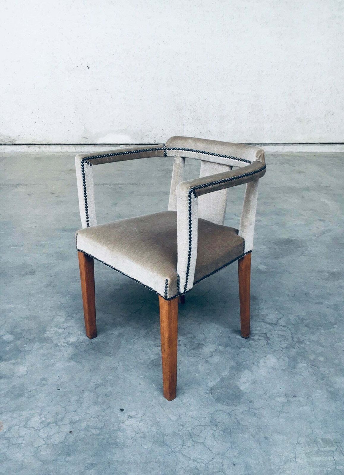Boudoir Fauteuil Met Fluwelen Bekleding, Jaren 1920 photo vinterior