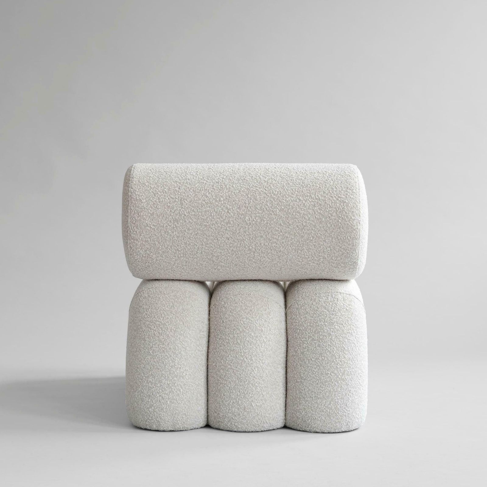 Pair Of Contemporary Armchairs, Model Foku, Off White Colour, Curly Fabric . photo vinterior