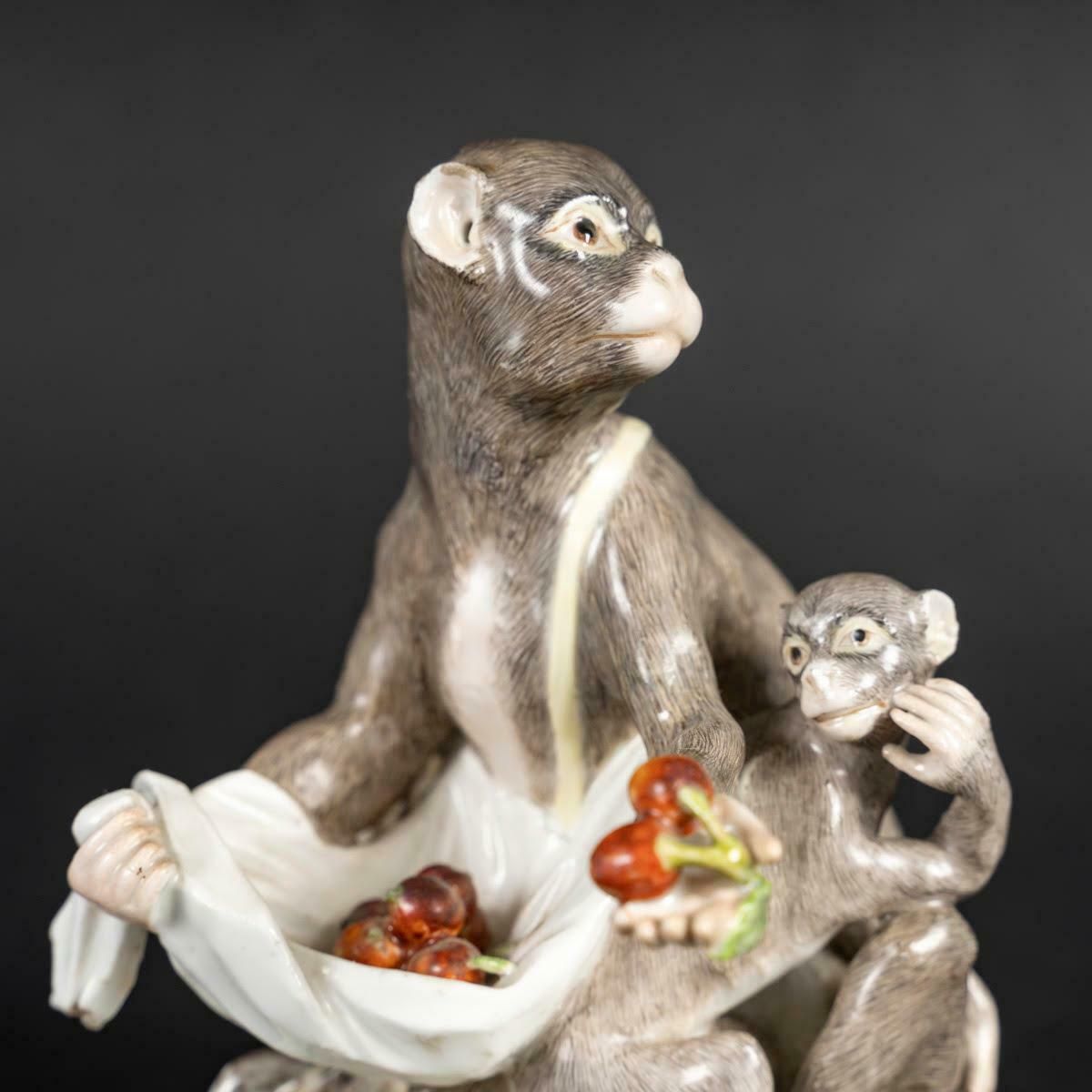 photo furniture An 18th Century Meissen Porcelain Subject Representing A Monkey And Its Young.