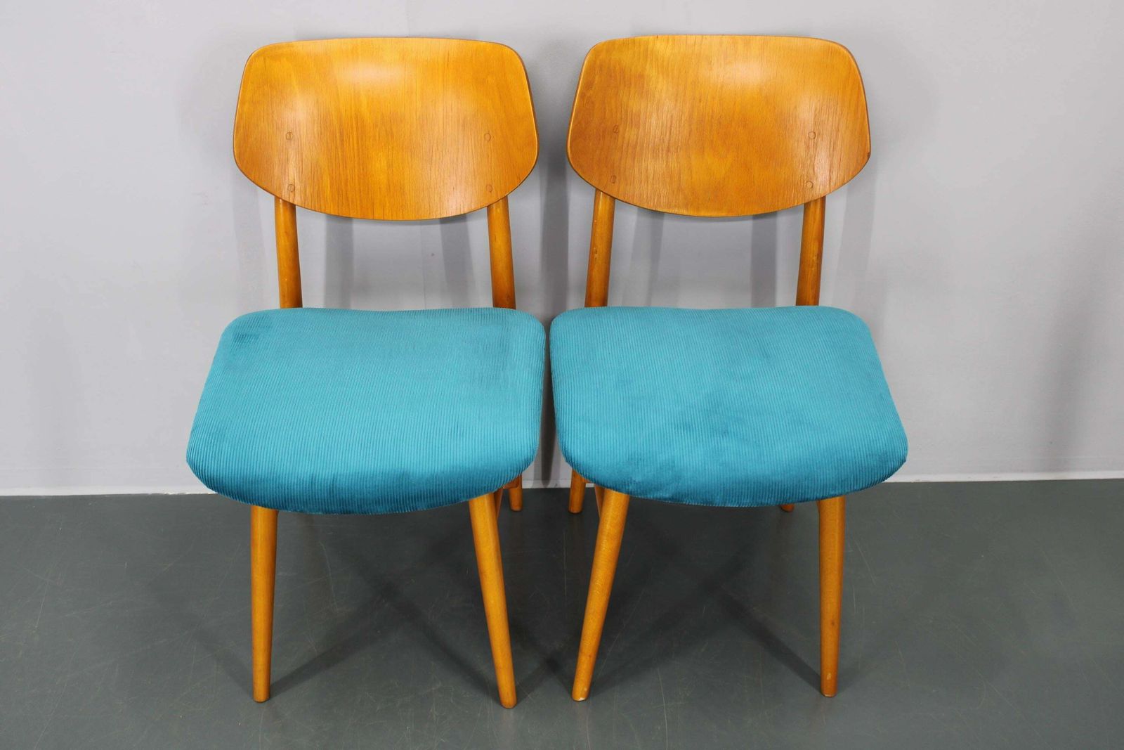 1970s Set Of Four Beech Dining Chairs By Ton, Czechoslovakia photo 854.0