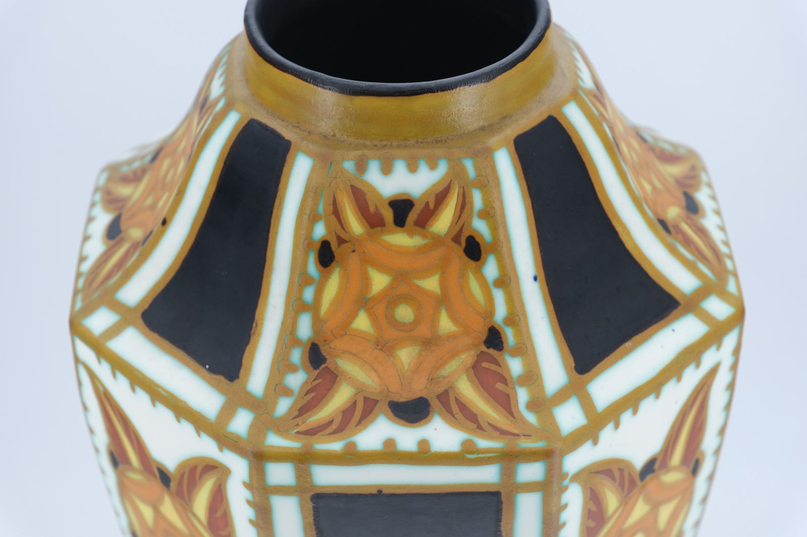 Art Deco Vase Designed By Charles Catteau For Boch Frères Keramis 1920's photo vinterior