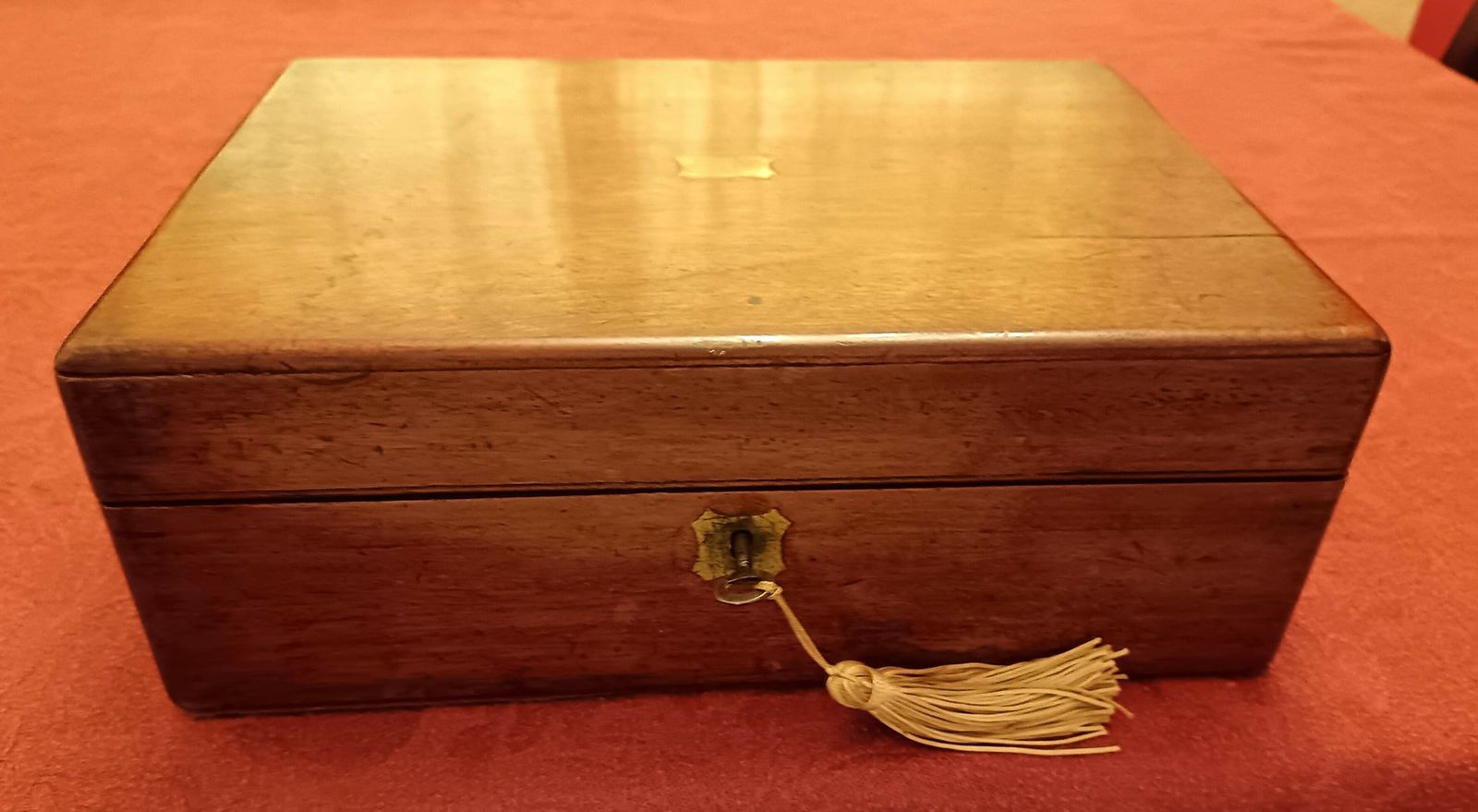 Antique Mahogany 19th Century Ladies Travelling Box. photo furniture