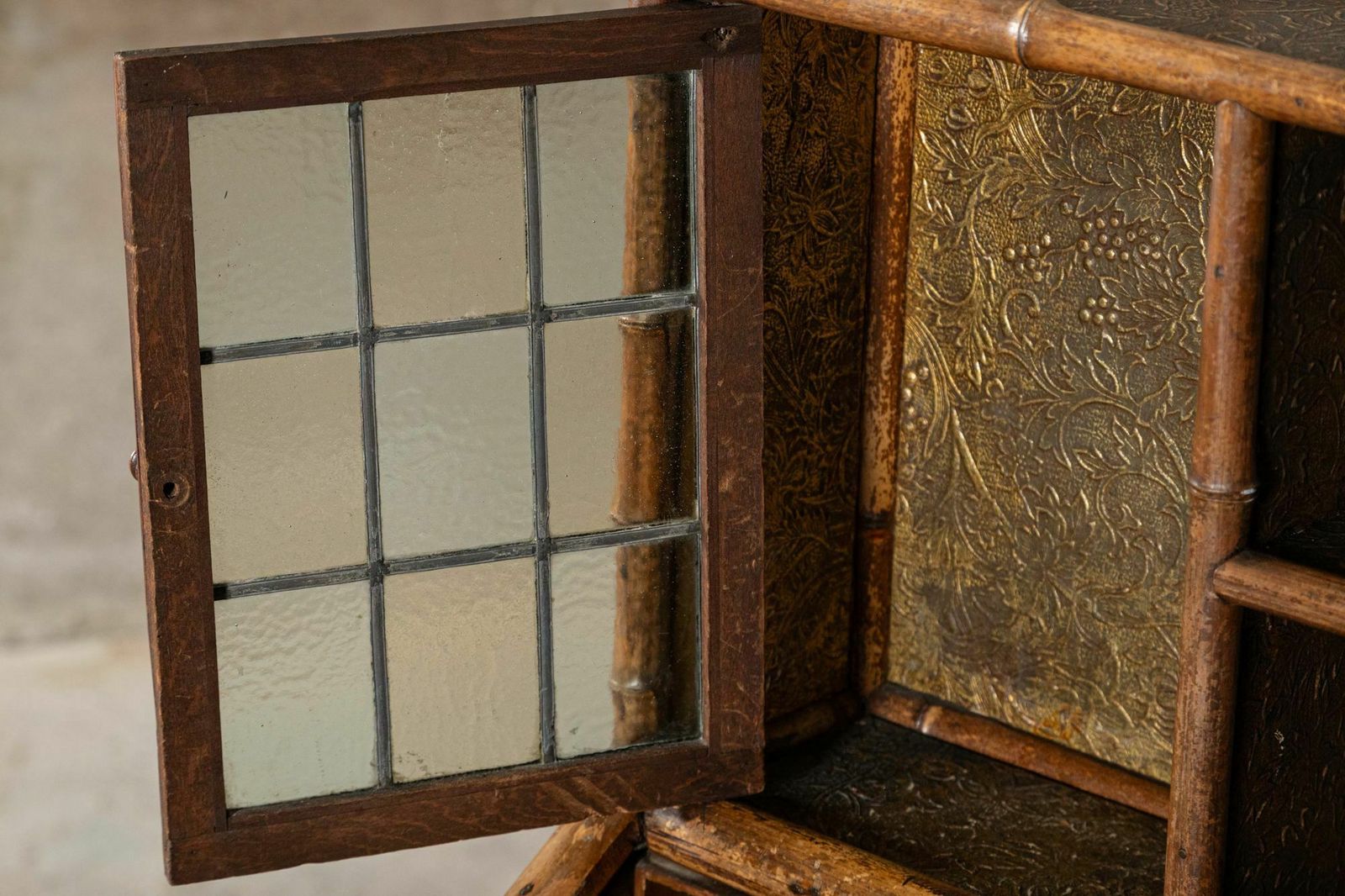 3853.0 19thc English Bamboo Bureau, 1800s photo