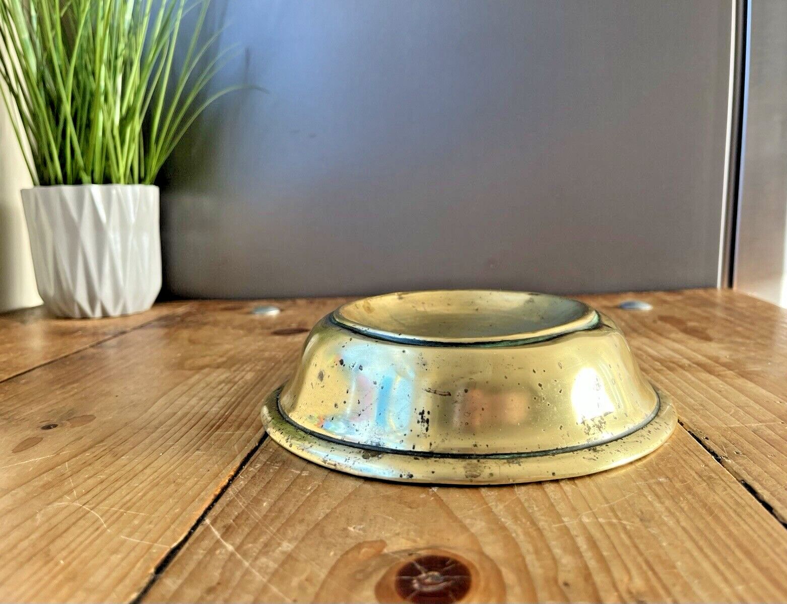 Antique 19th C Arts & Crafts Beaten Brass Dog Cat Pet Bowl Dish Food Water photo Home Decor