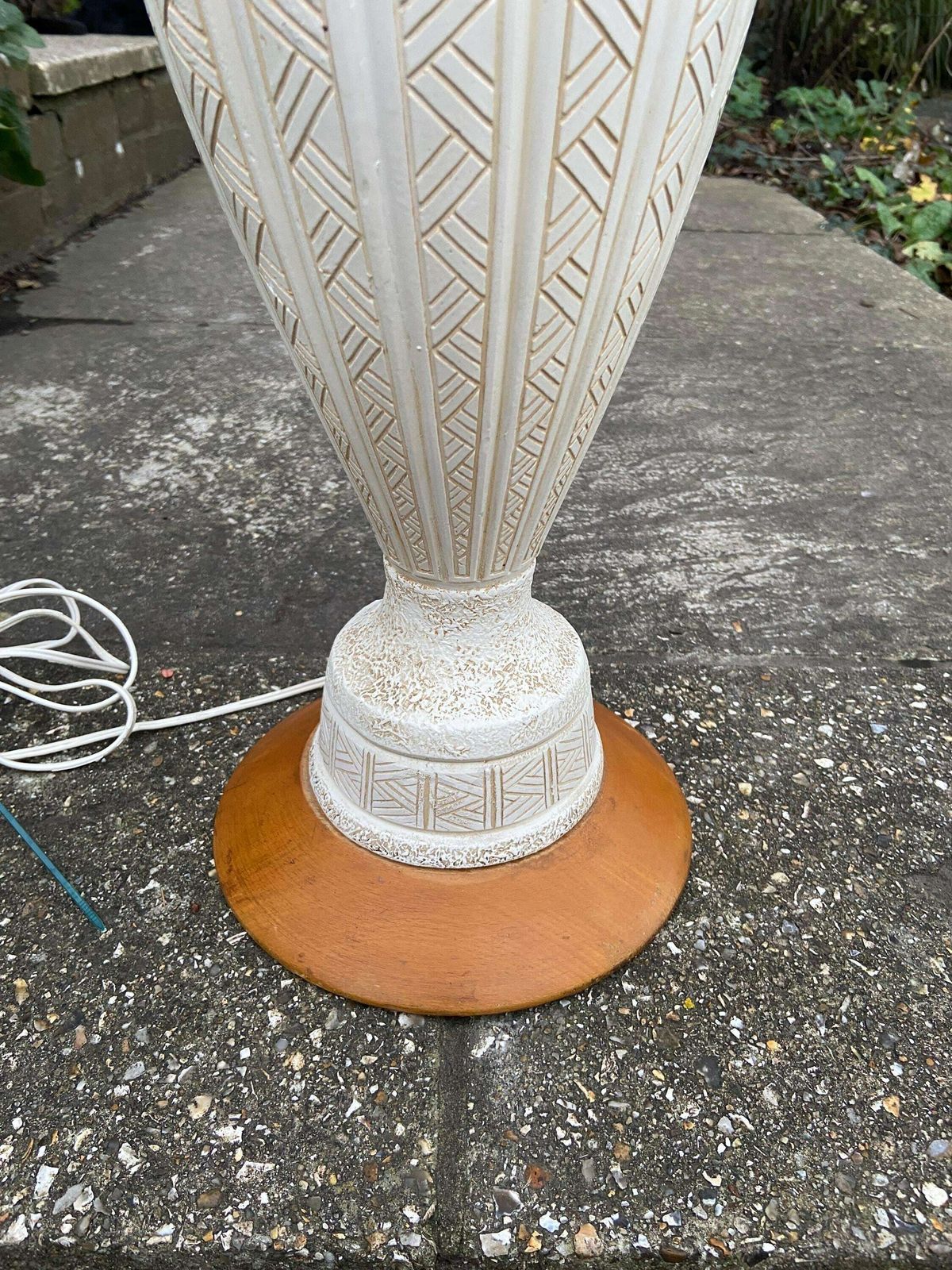 Super Tall Retro 1970s White Pottery Table Lamp On Wooden Base   Vase Style, Stickle Finish And Geometric Design   63 Cm Tall photo for sale